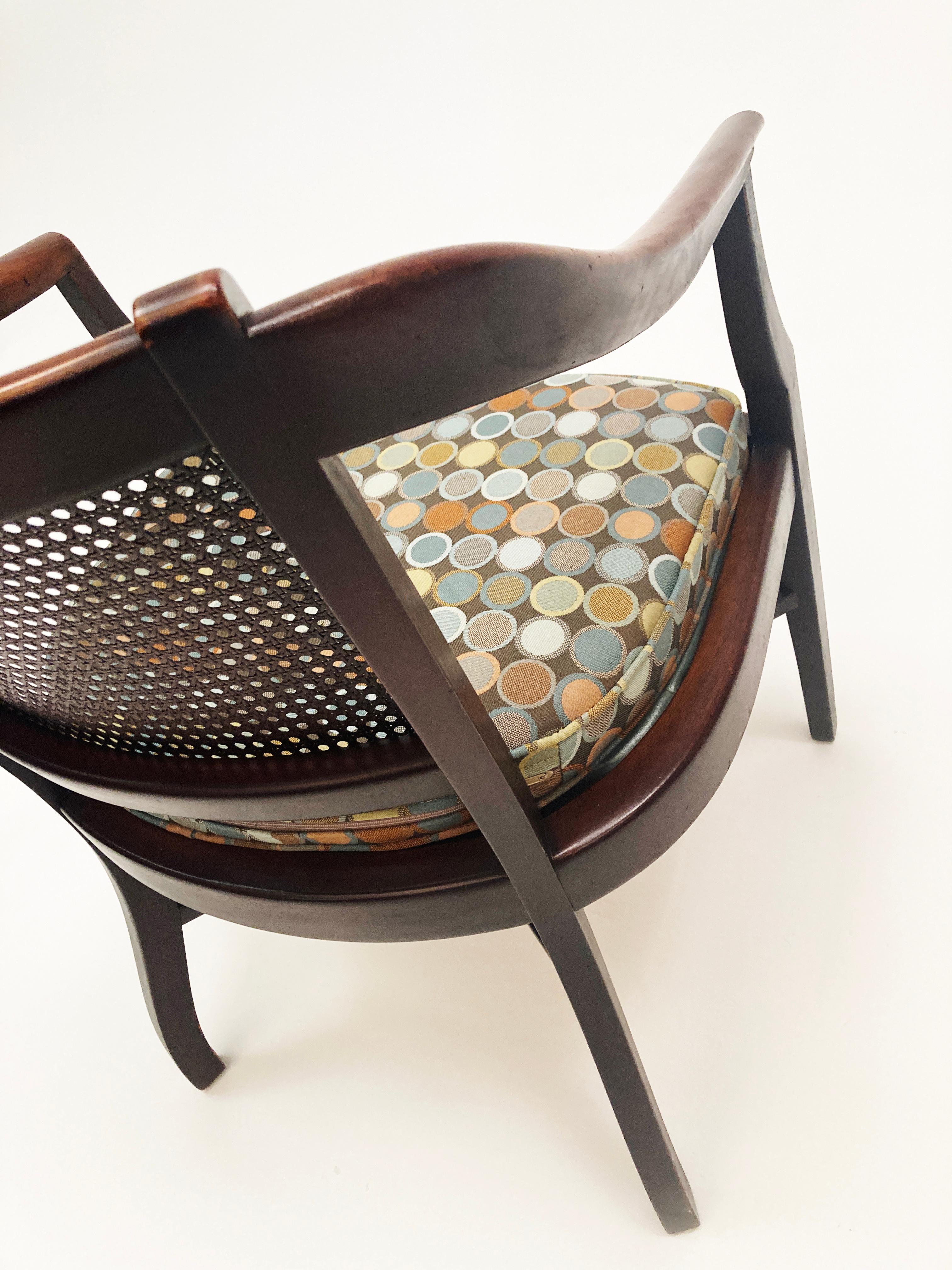 Chaise Hickory Co. mi-siècle moderne Chaise à accoudoirs en forme de canne  en vente 4