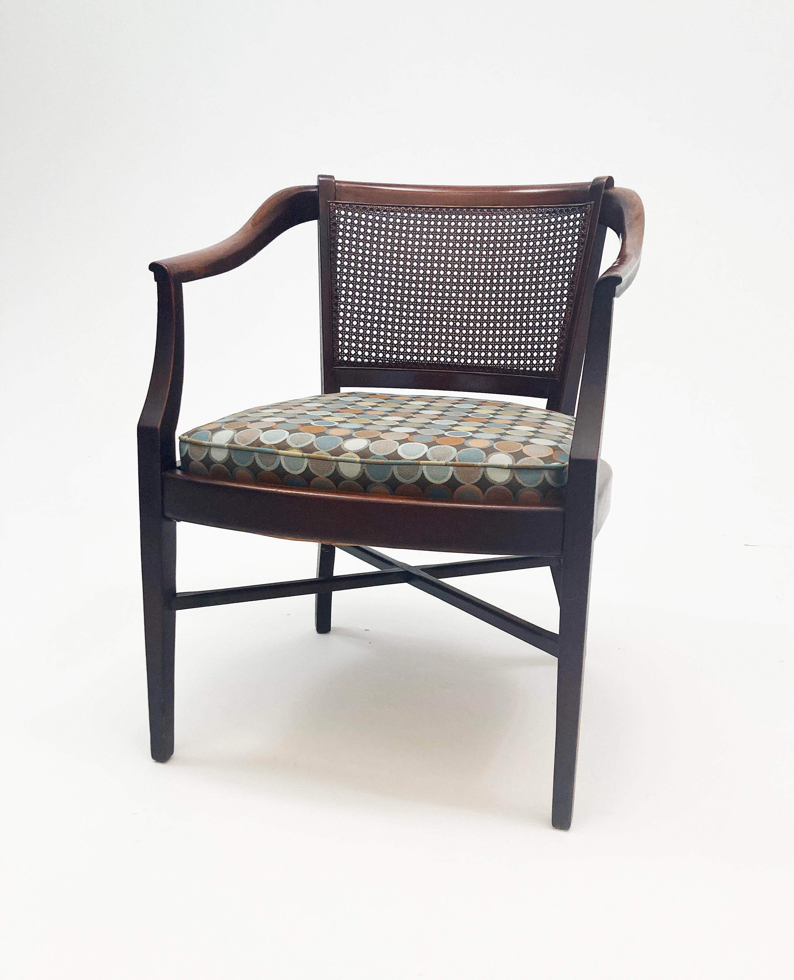 Américain Chaise Hickory Co. mi-siècle moderne Chaise à accoudoirs en forme de canne  en vente
