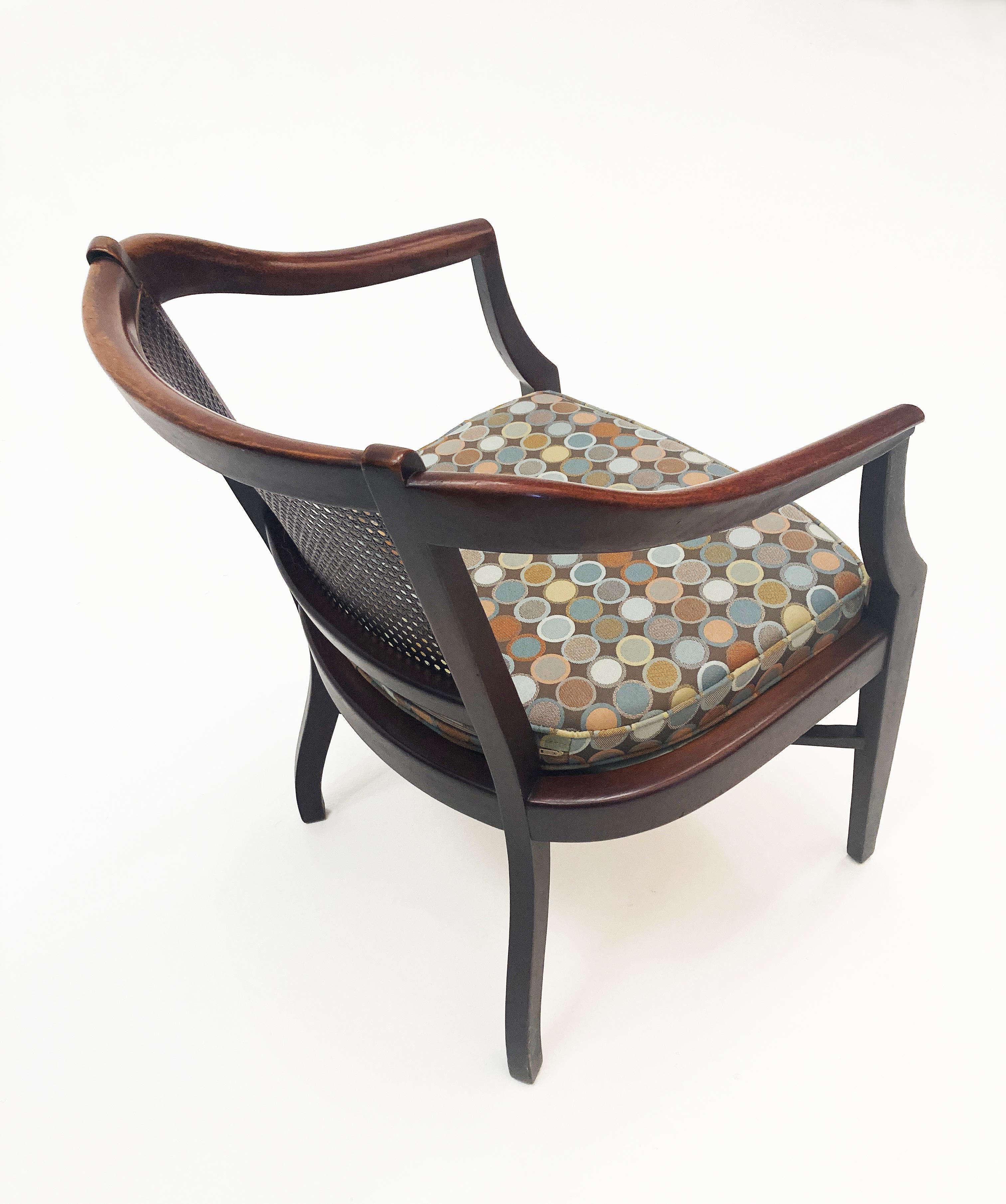 Tissu d'ameublement Chaise Hickory Co. mi-siècle moderne Chaise à accoudoirs en forme de canne  en vente