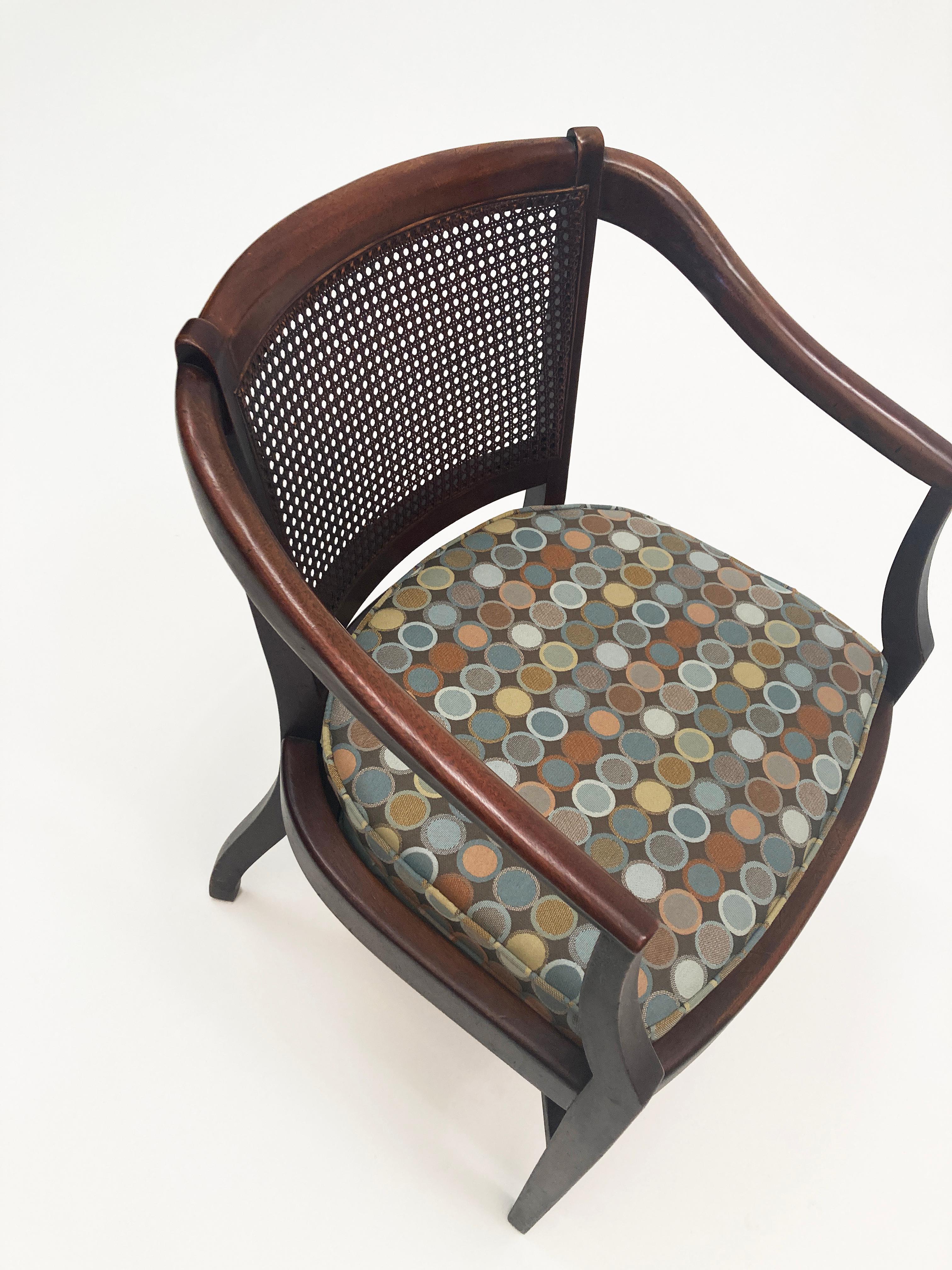 Chaise Hickory Co. mi-siècle moderne Chaise à accoudoirs en forme de canne  en vente 1