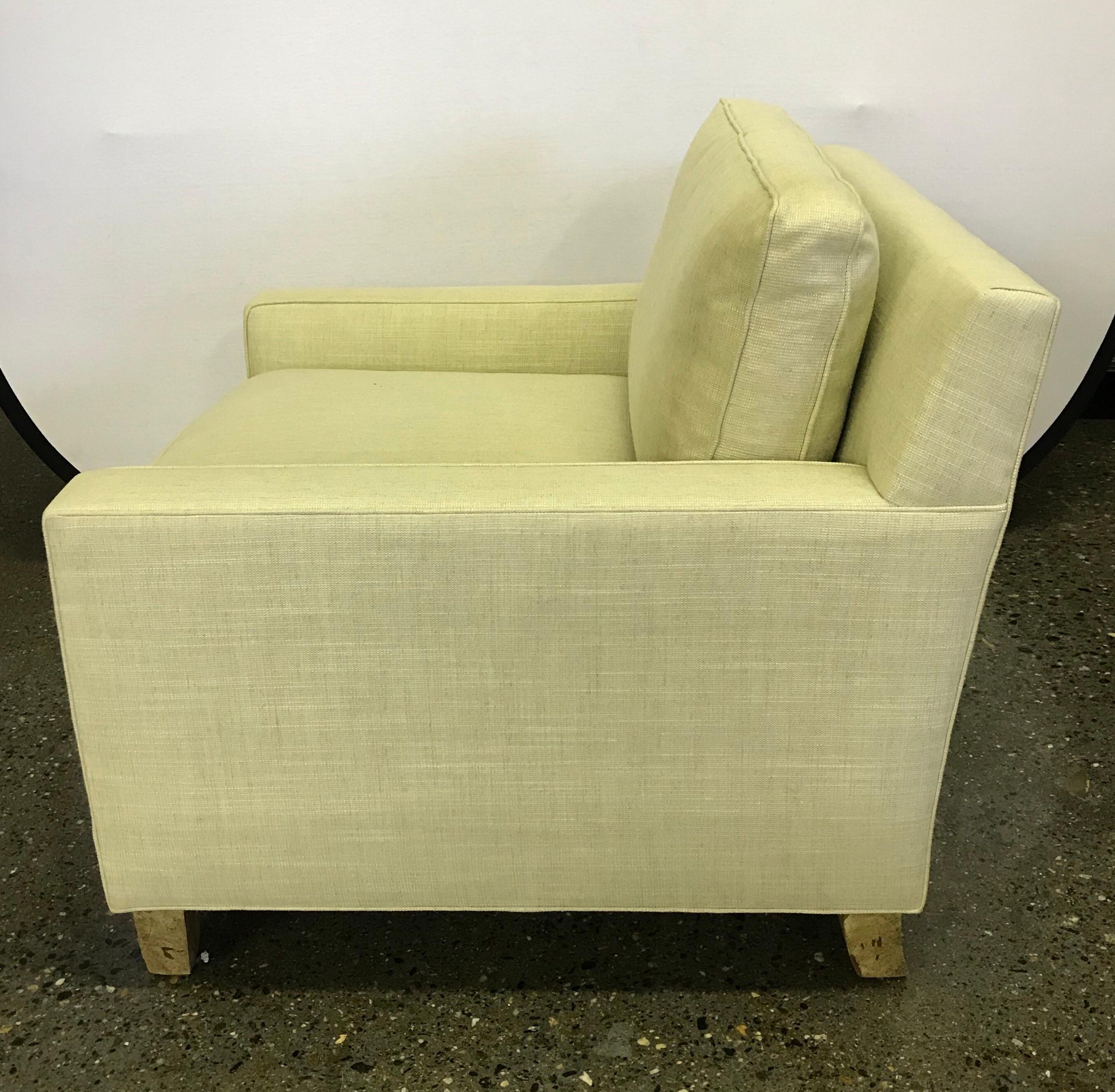 Mid-Century Modern Hickory Chair Furniture Company Upholstered Lounge Chair In Excellent Condition In West Hartford, CT