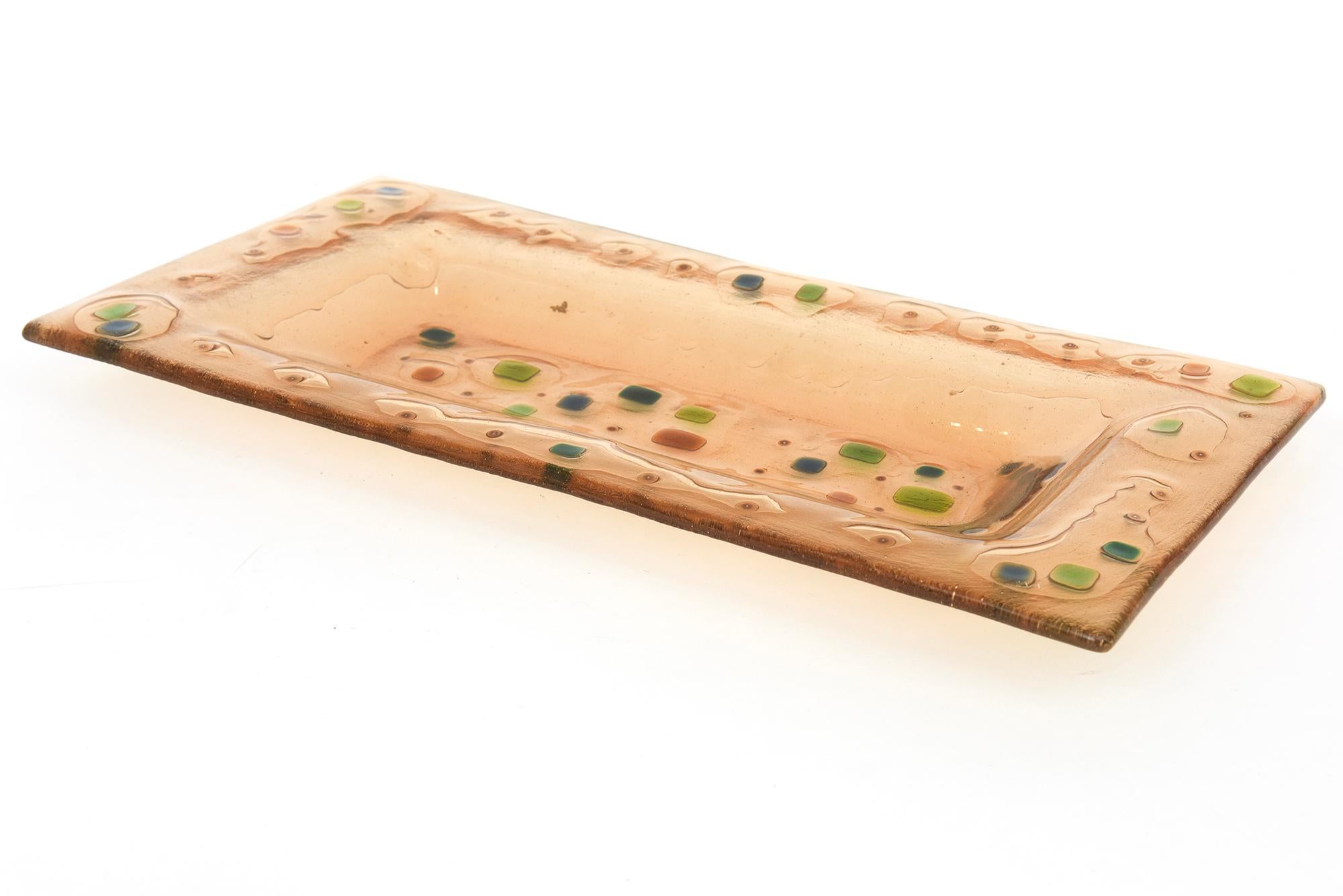 Bandeja oblonga de vidrio fundido, cuenco para servir, utensilio de bar, de mediados del siglo XX, firmado por Higgins Glass en Bueno estado para la venta en North Miami, FL