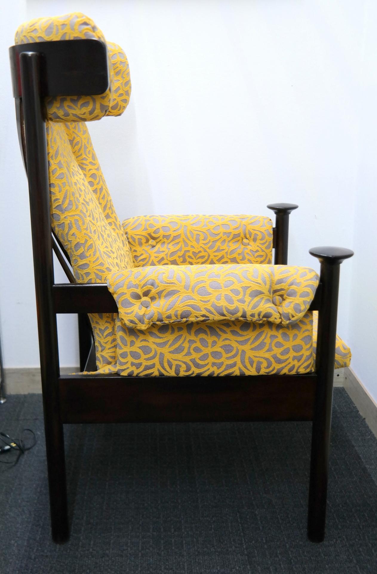 Mid-Century Modern High Back Armchair, 1970s 1