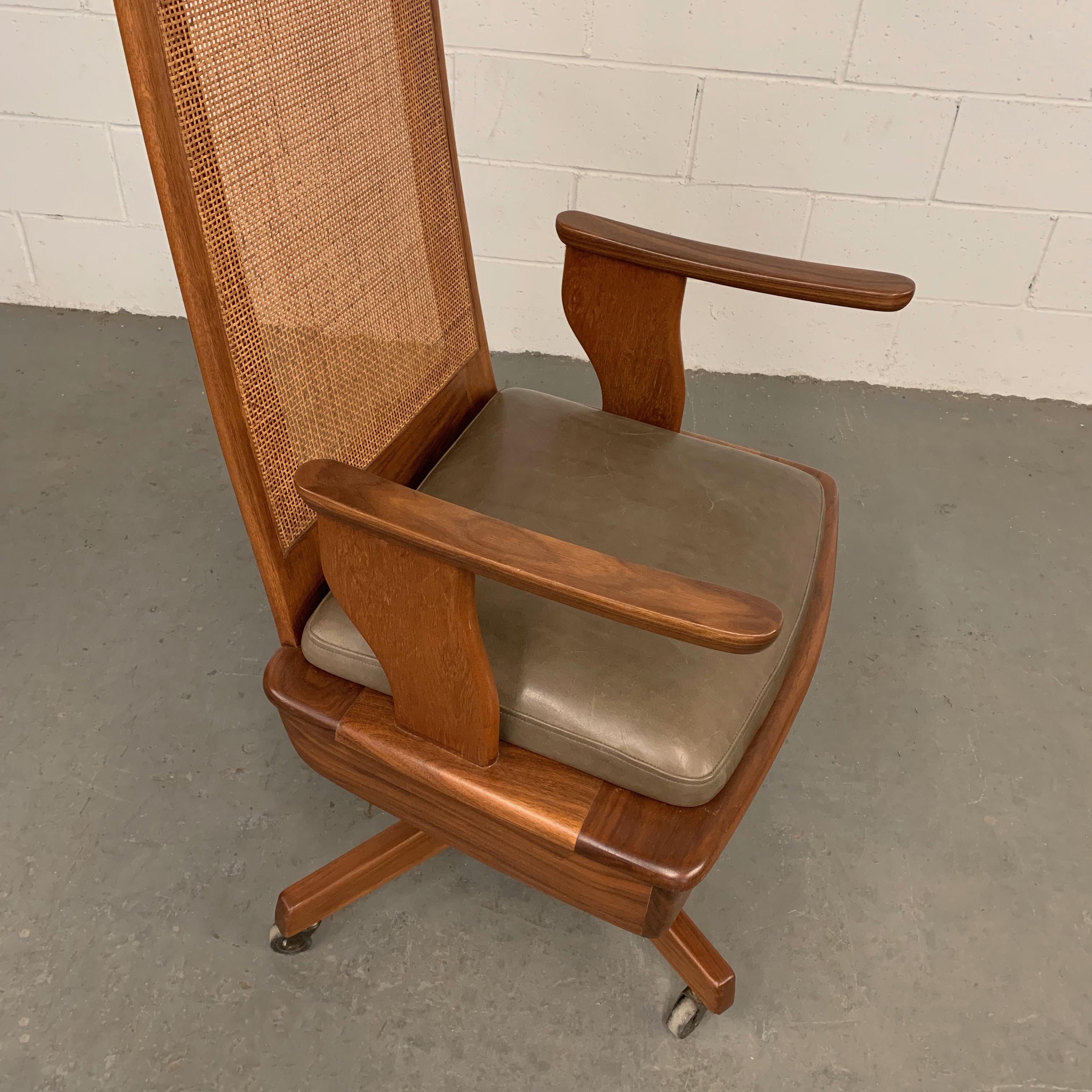American Mid-Century Modern High Back Executive Office Chair