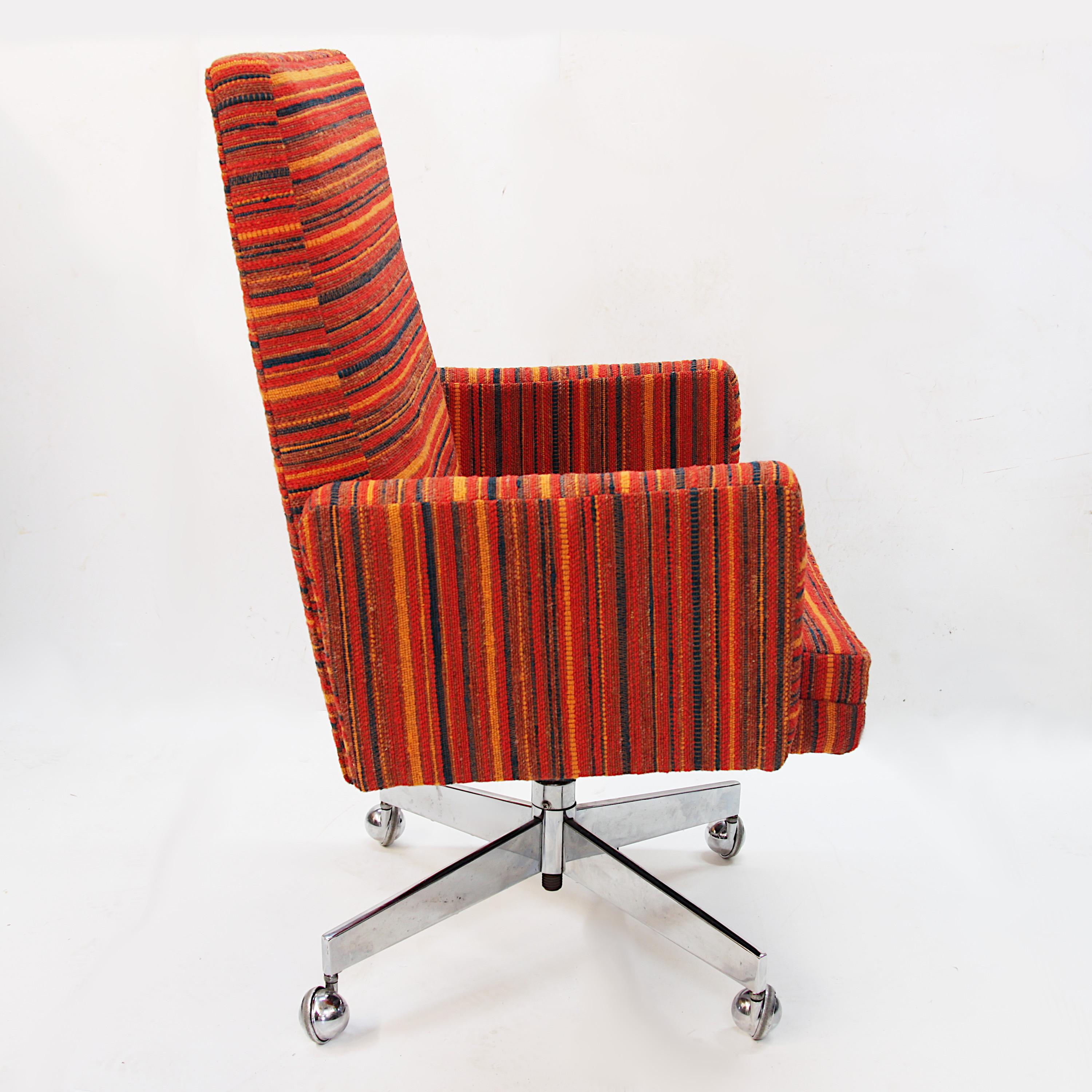 Mid-Century Modern High Back Office Desk Chair by Gunlocke w/ New NOS Fabric 3