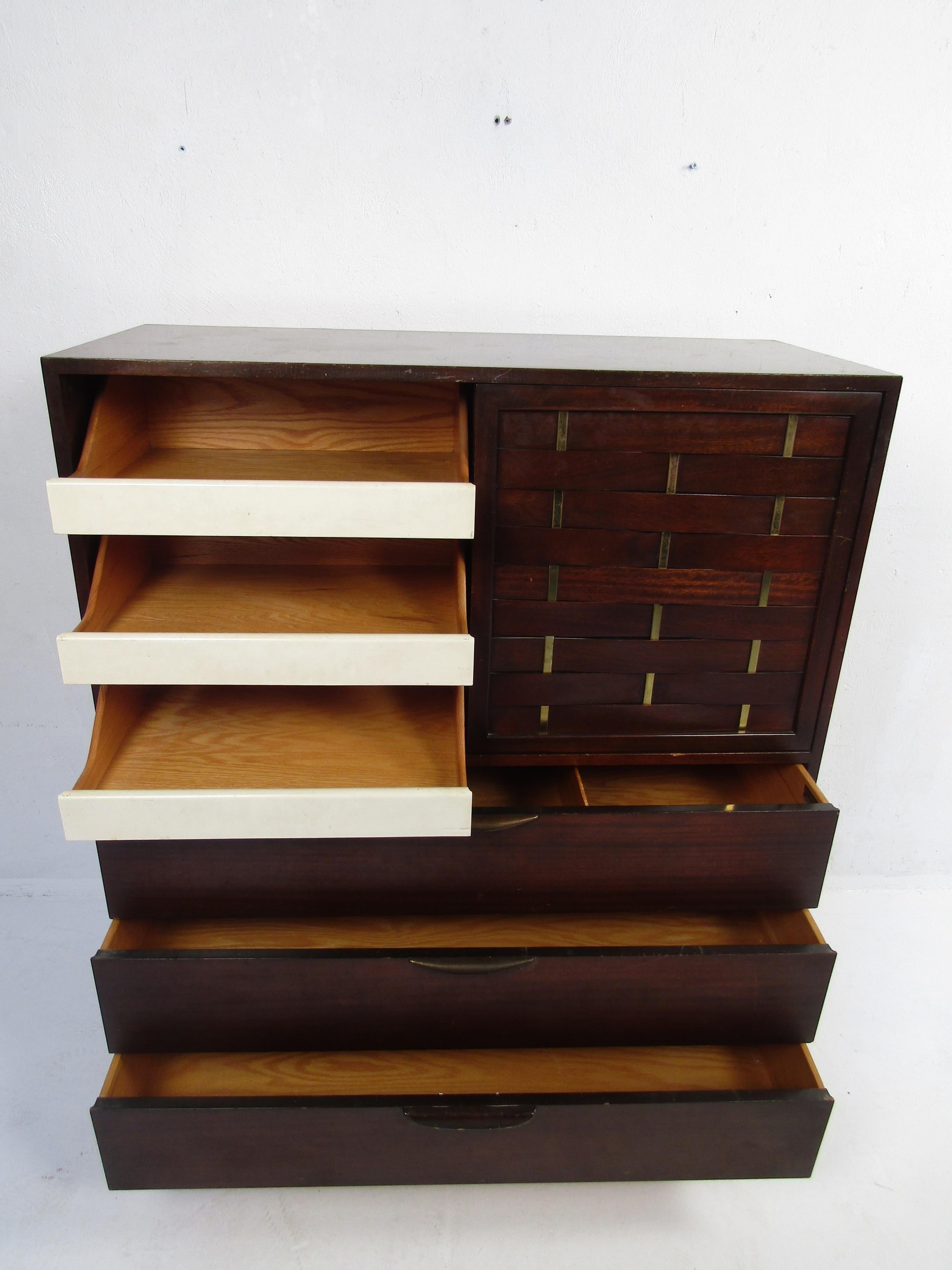 Veneer Mid-Century Dresser Designed by Harvey Probber For Sale