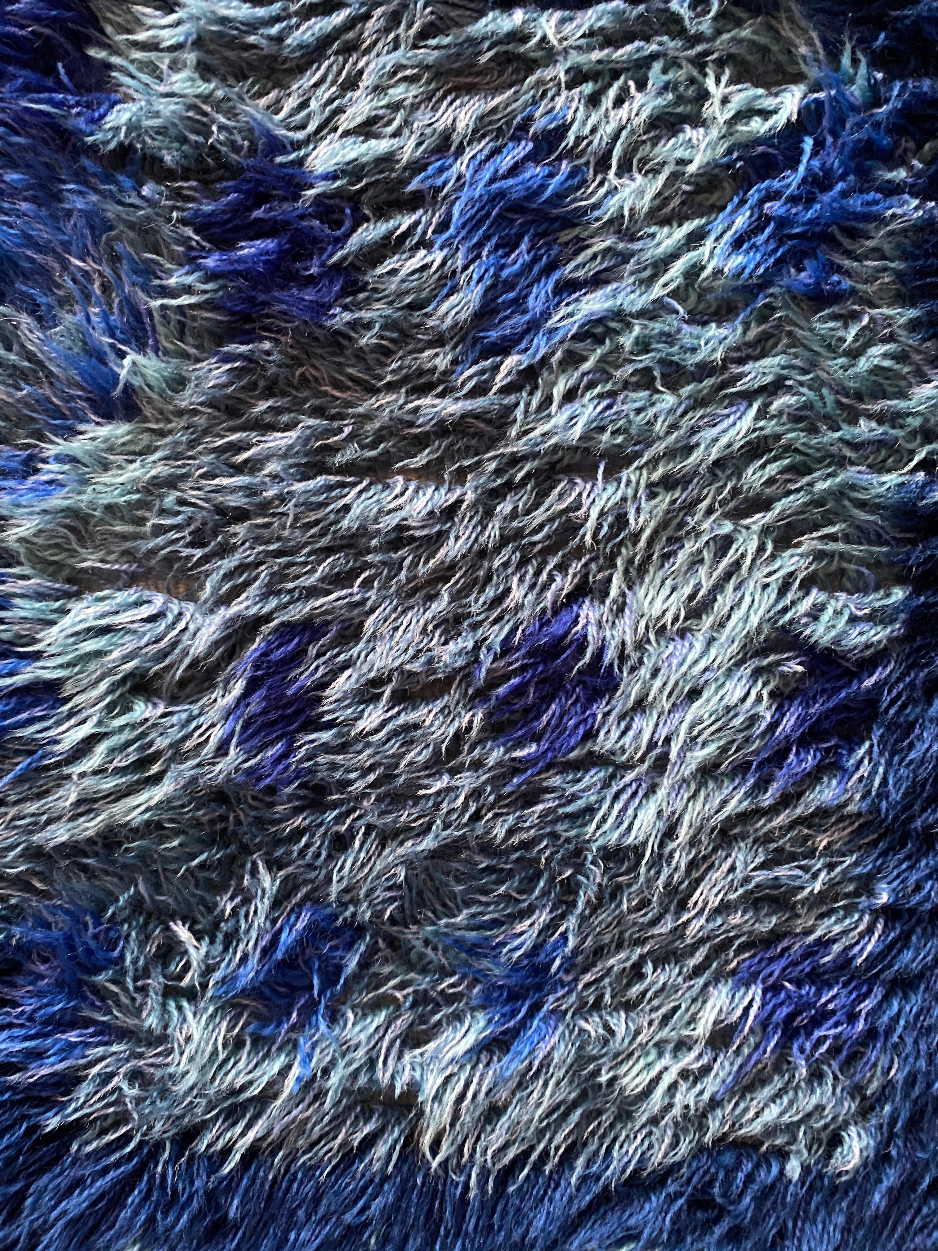 Wool Mid-century Modern High Pile Blue and Violet Rya Rug, Sweden NIAB, Sweden, 1970. For Sale