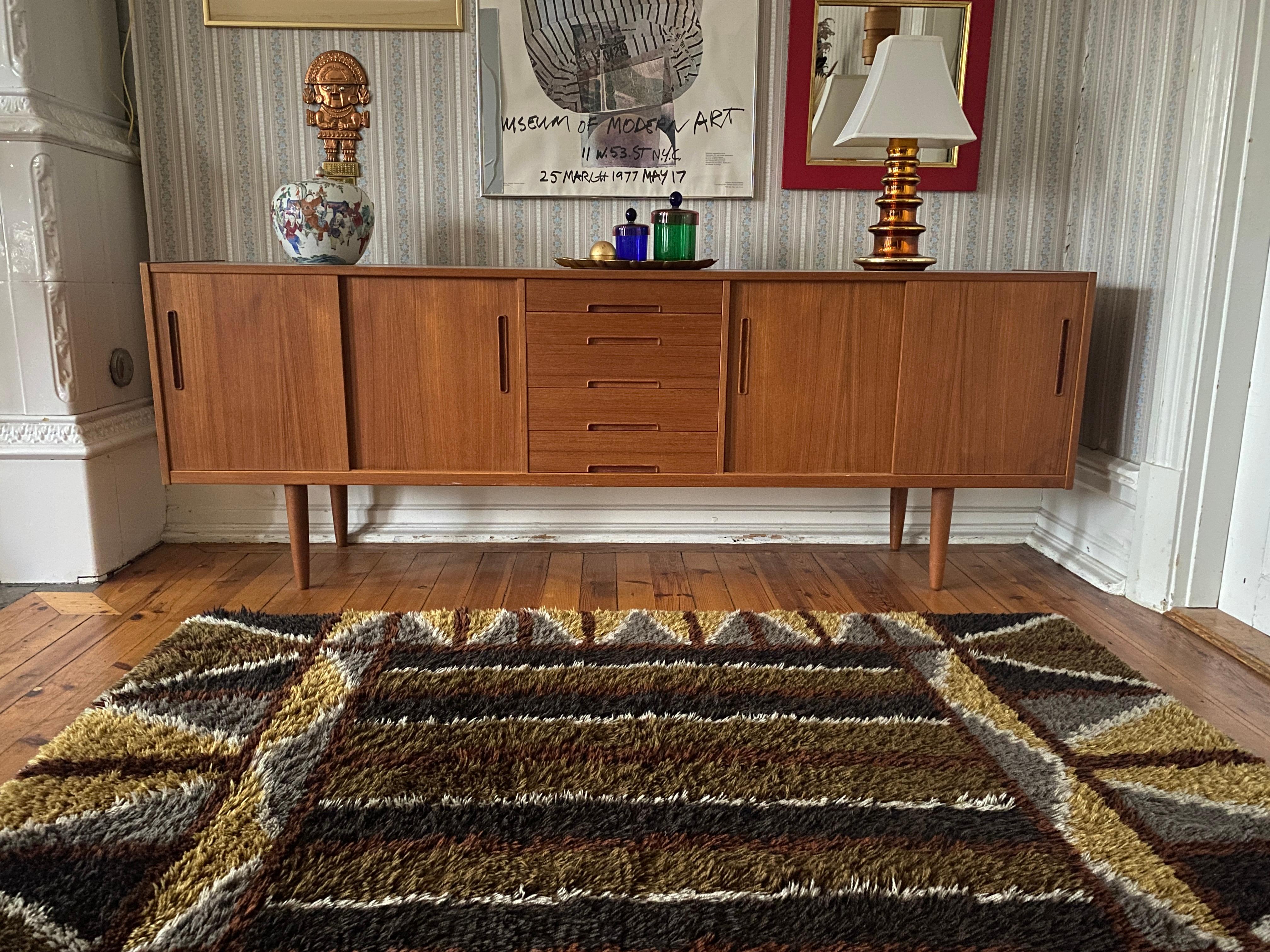 Scandinavian Modern Mid-century Modern High Pile Rya Rug, Sweden, 1960s For Sale