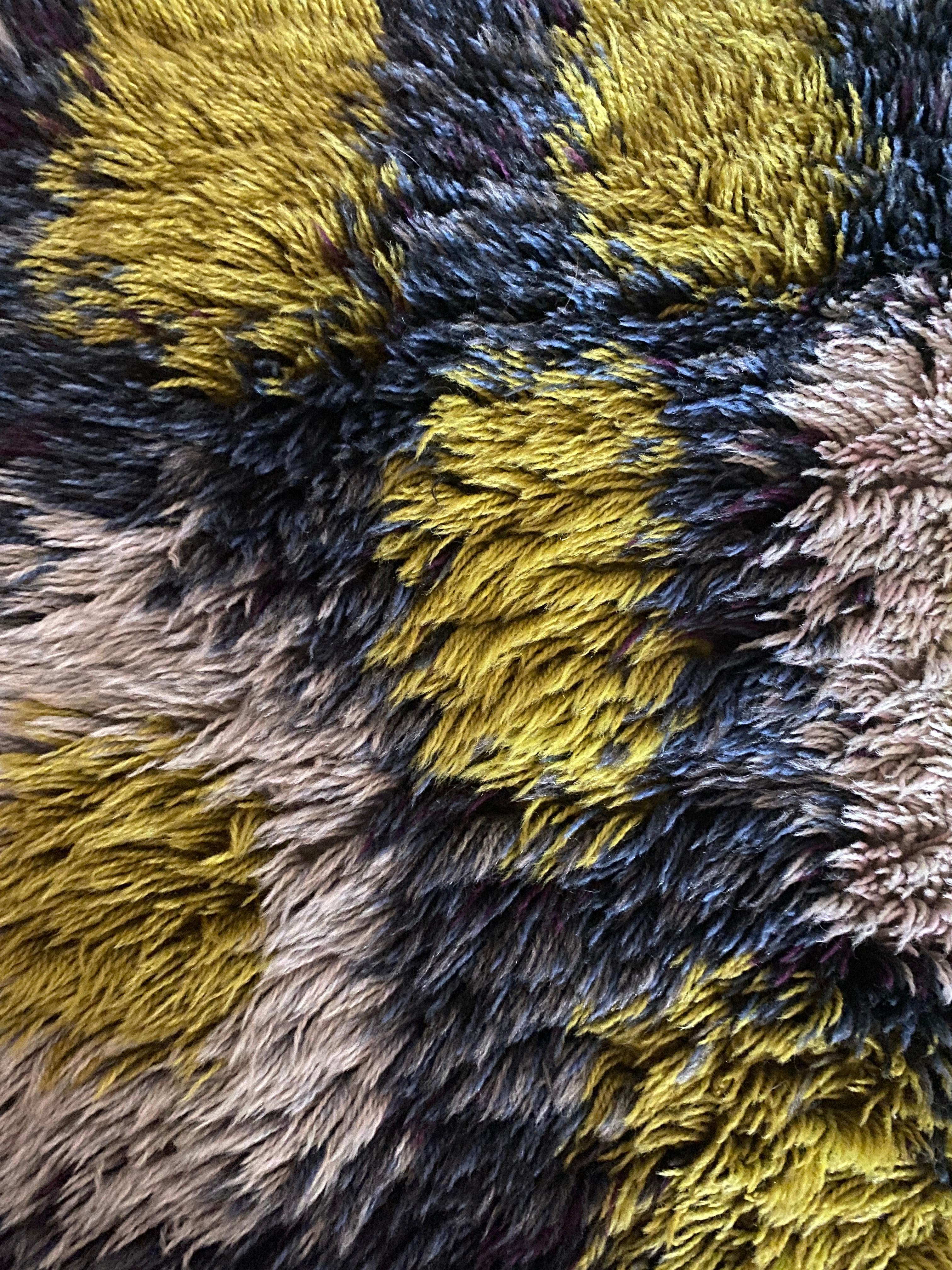 Mid-century Modern High Pile Wool Blue, Yellow & White Rya Rug, Sweden 1960s For Sale 6