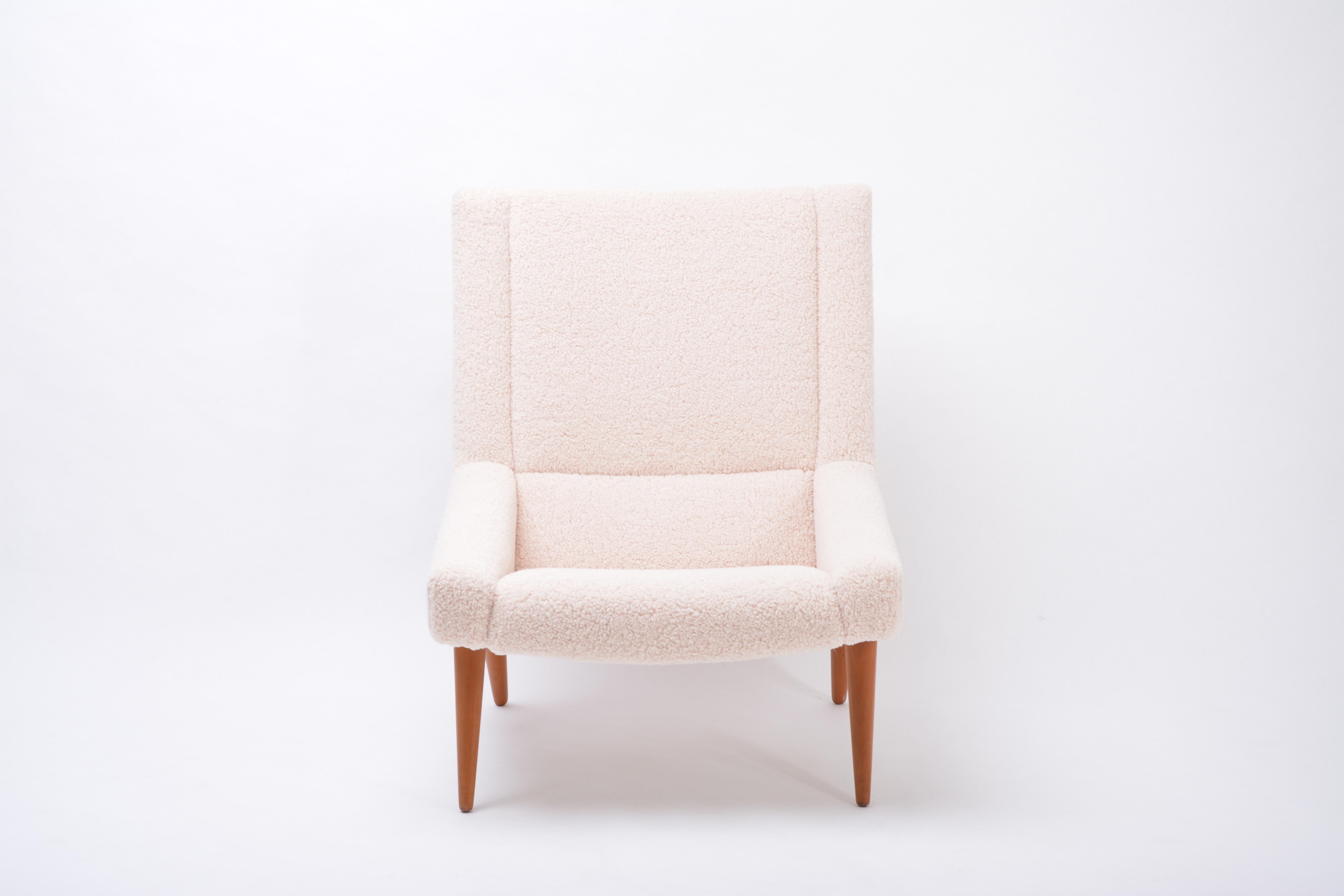 Danish Mid-Century Modern Highback Lounge Chair in Teddy Fur by Illum Wikkelsø