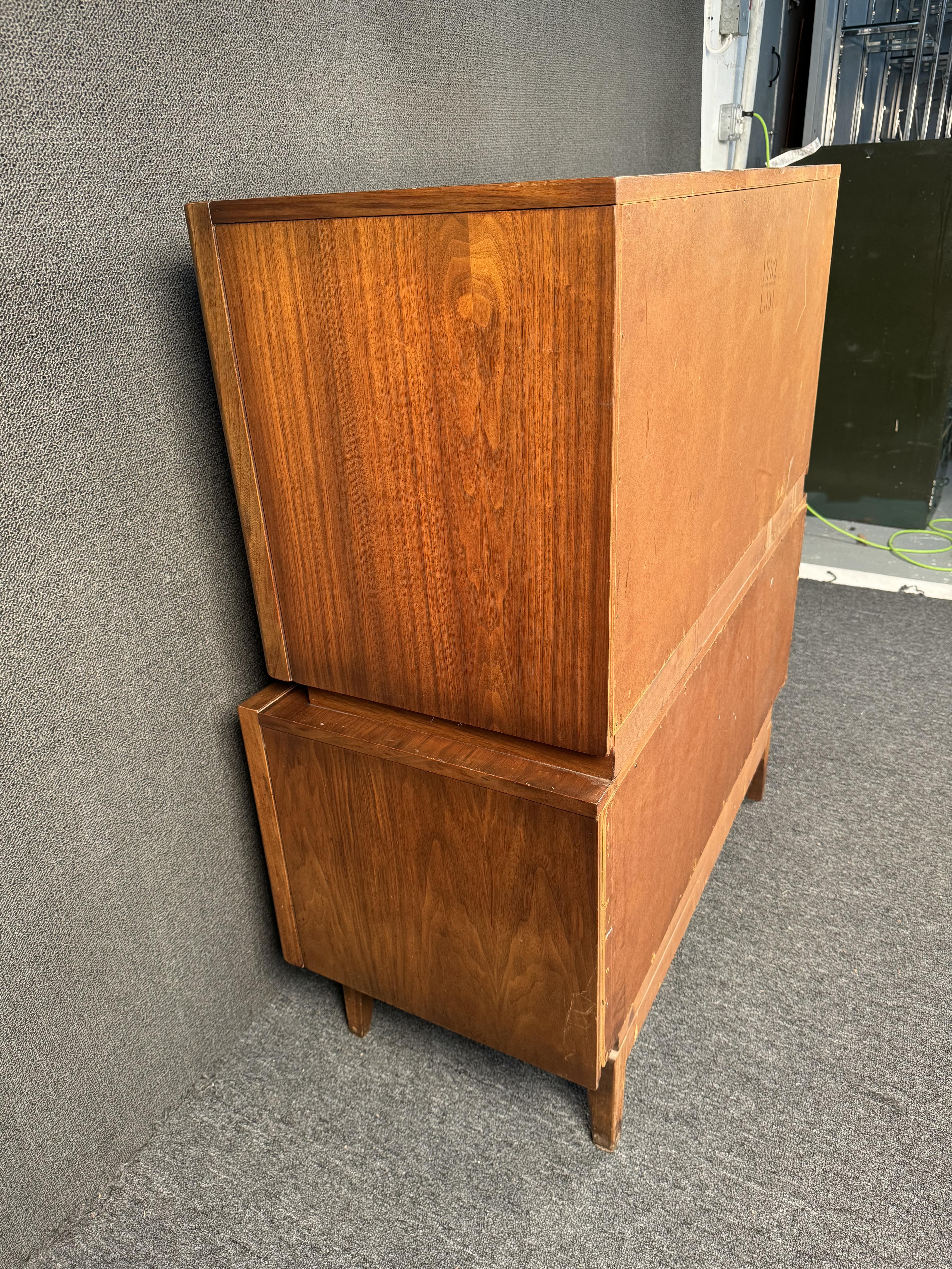 Mid-Century Modern Highboy by United Furniture 12