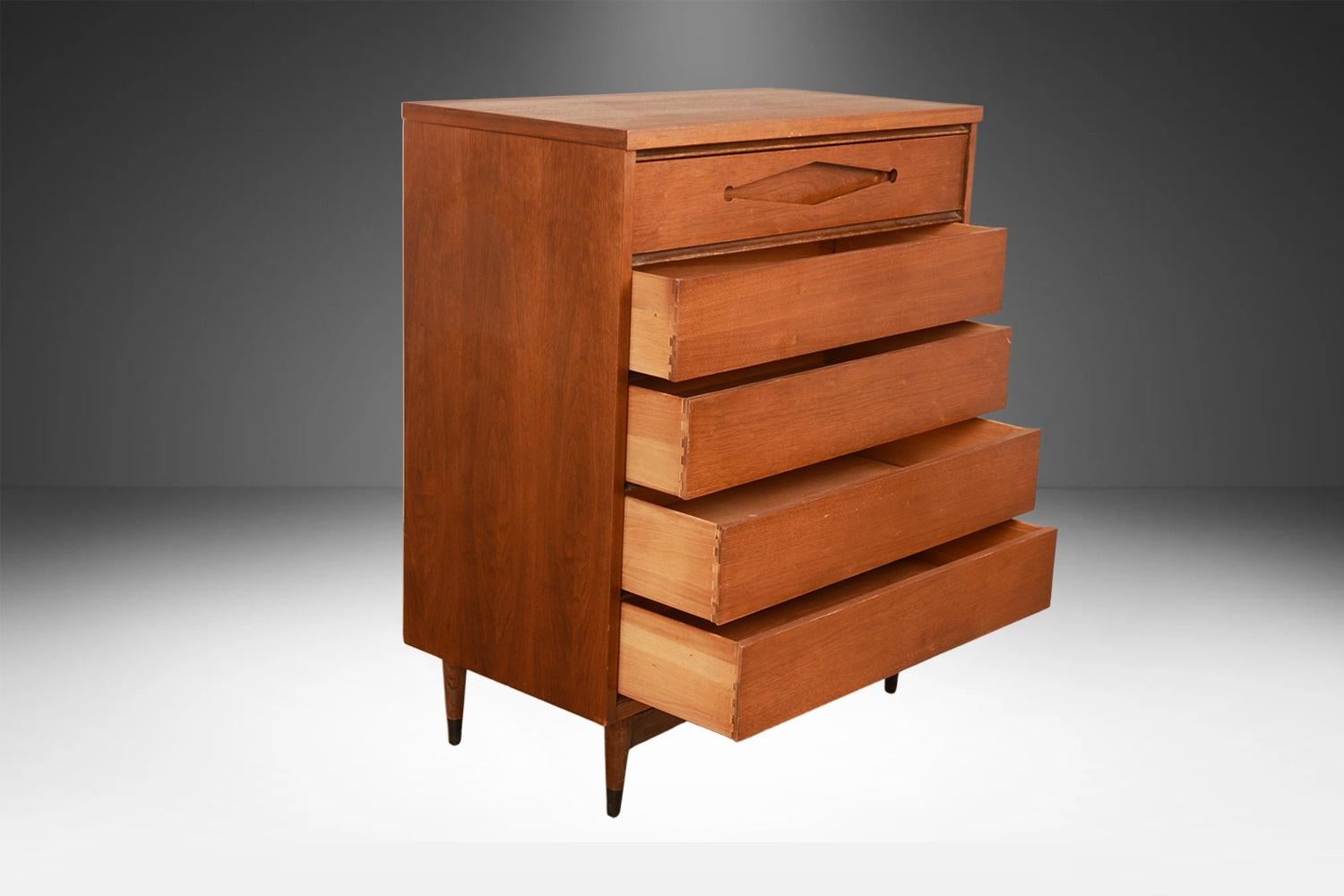 Americano Comò Highboy del Mid Century Modern Bassett in vendita