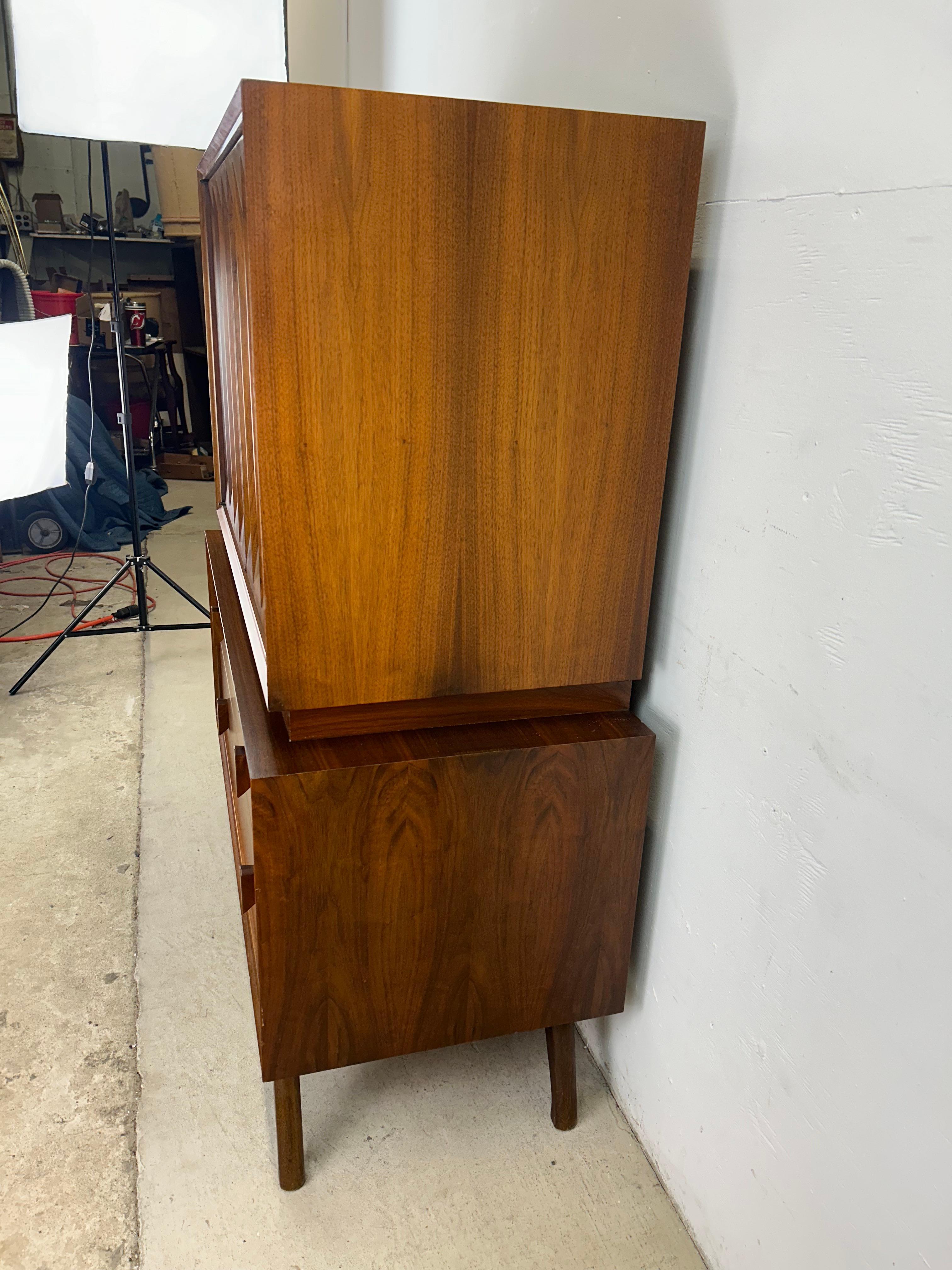 Cómoda Highboy Mid Century Modern de Albert Parvin para American of Martinsville en venta 4