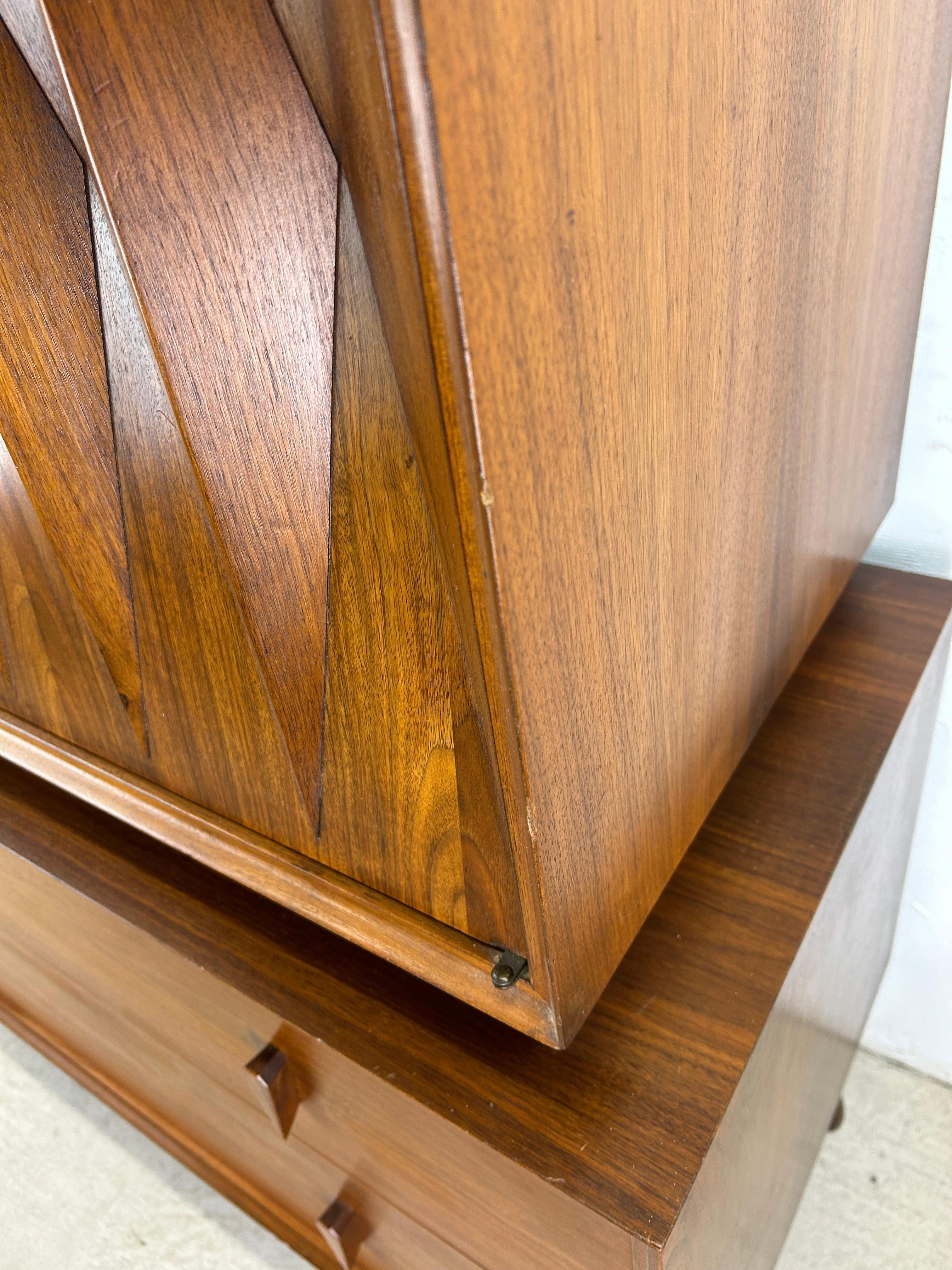 Cómoda Highboy Mid Century Modern de Albert Parvin para American of Martinsville en venta 7