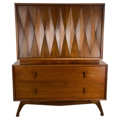 Commode haute moderne du milieu du siècle dernier par Albert Parvin pour American of Martinsville