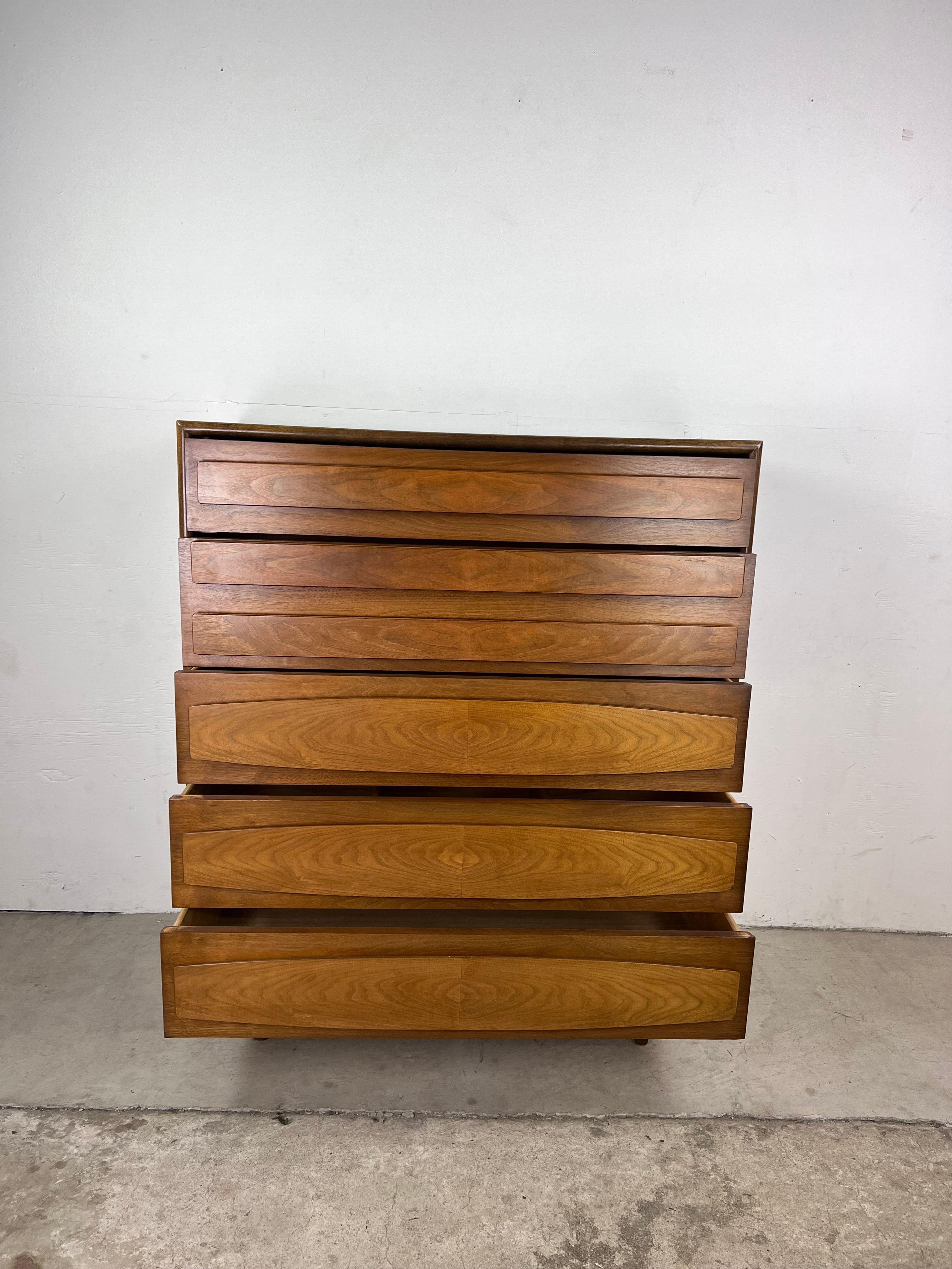 Mid-Century Modern Highboy Dresser by American of Martinsville In Excellent Condition In Freehold, NJ