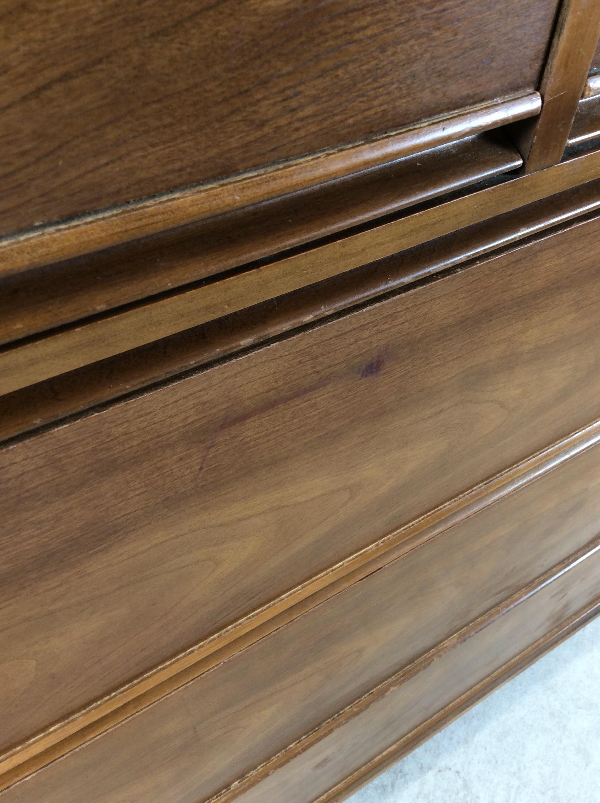 Comò Highboy del Mid Century Modern di Harmony House in vendita 12