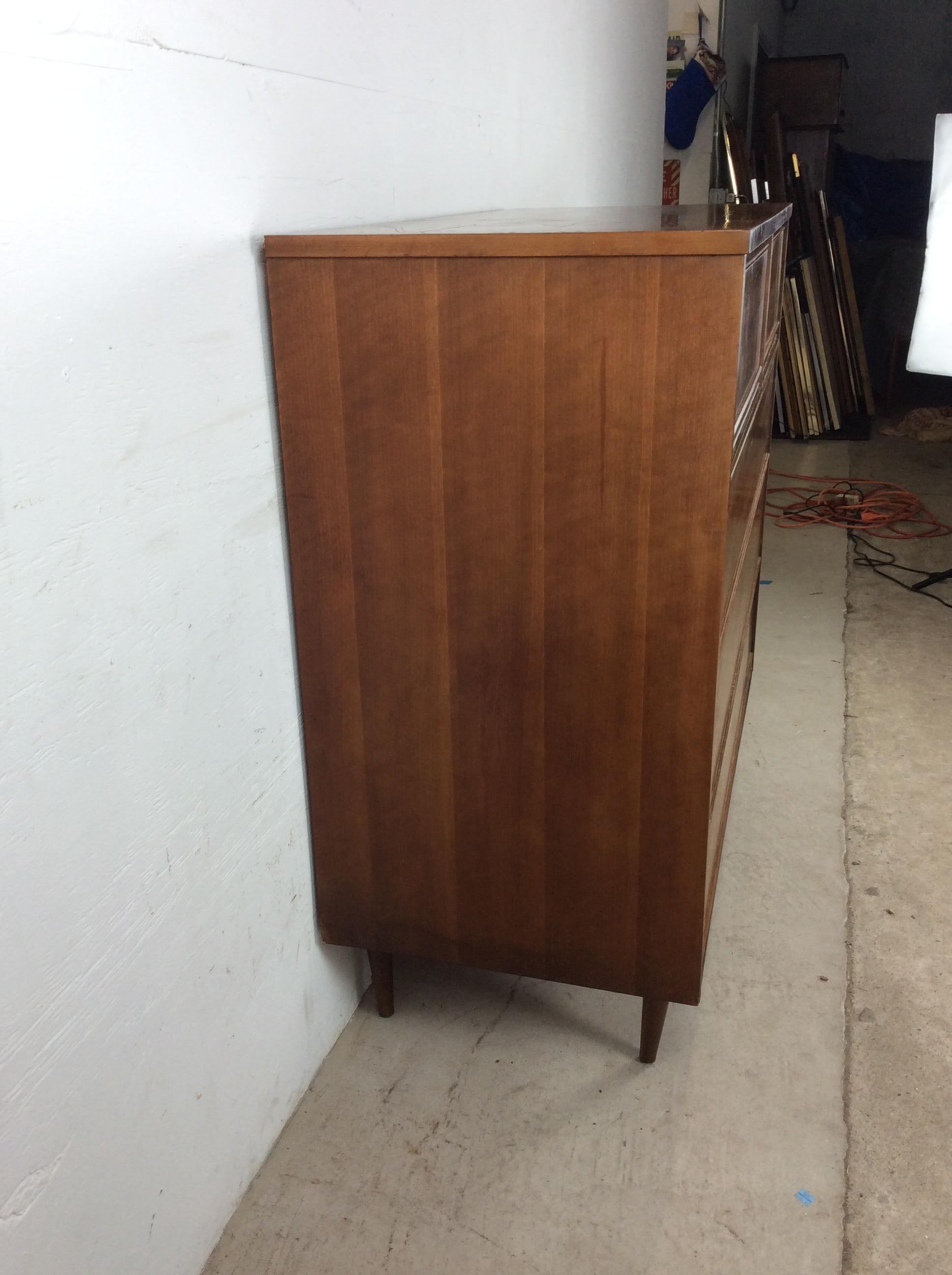 XX secolo Comò Highboy del Mid Century Modern di Harmony House in vendita