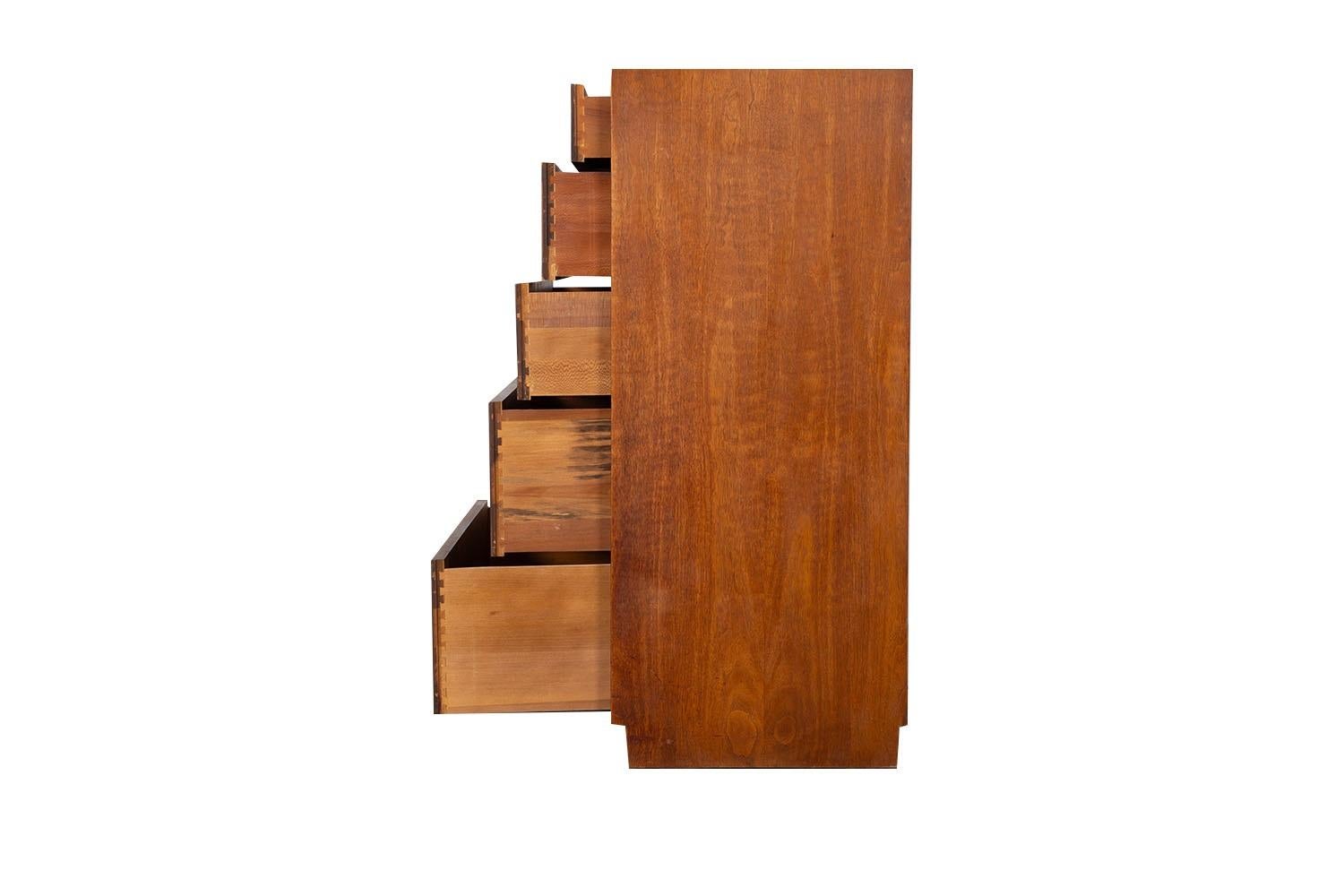 Mid-Century Modern Highboy Dresser by Henredon In Fair Condition For Sale In Baltimore, MD