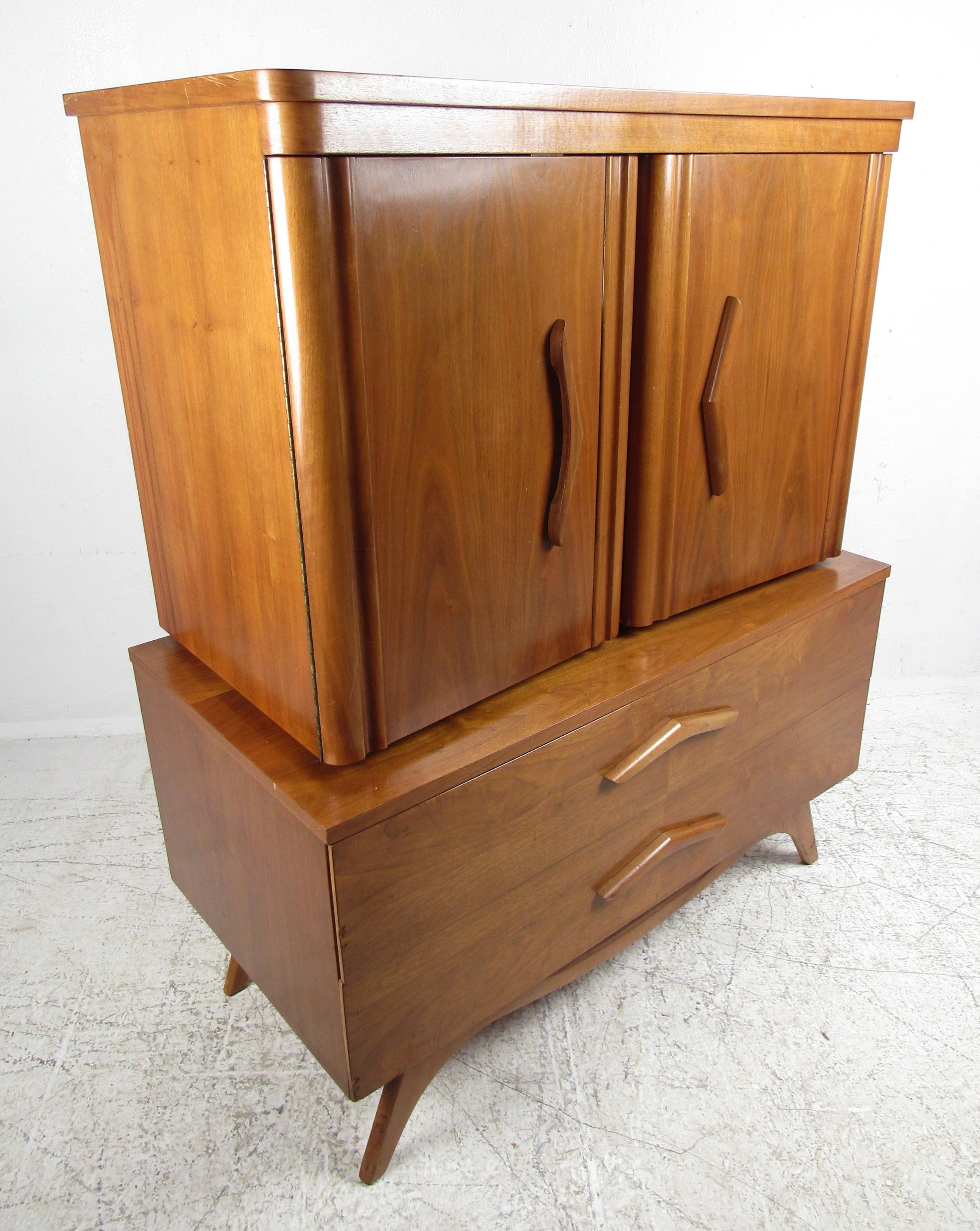 Mid-Century Modern Highboy Dresser  3