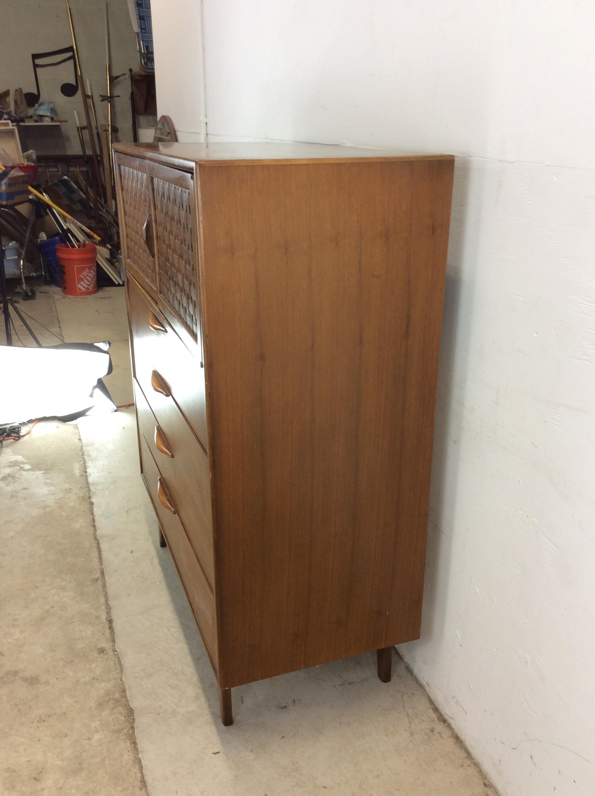 Comò Highboy della linea Perspective di Lane Furniture, in stile Mid Century Modern in vendita 9