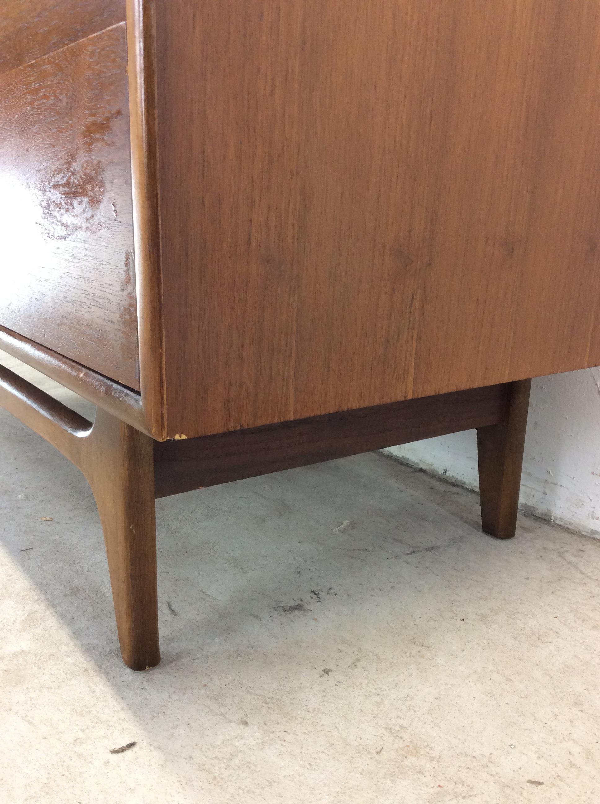 Comò Highboy della linea Perspective di Lane Furniture, in stile Mid Century Modern in vendita 10