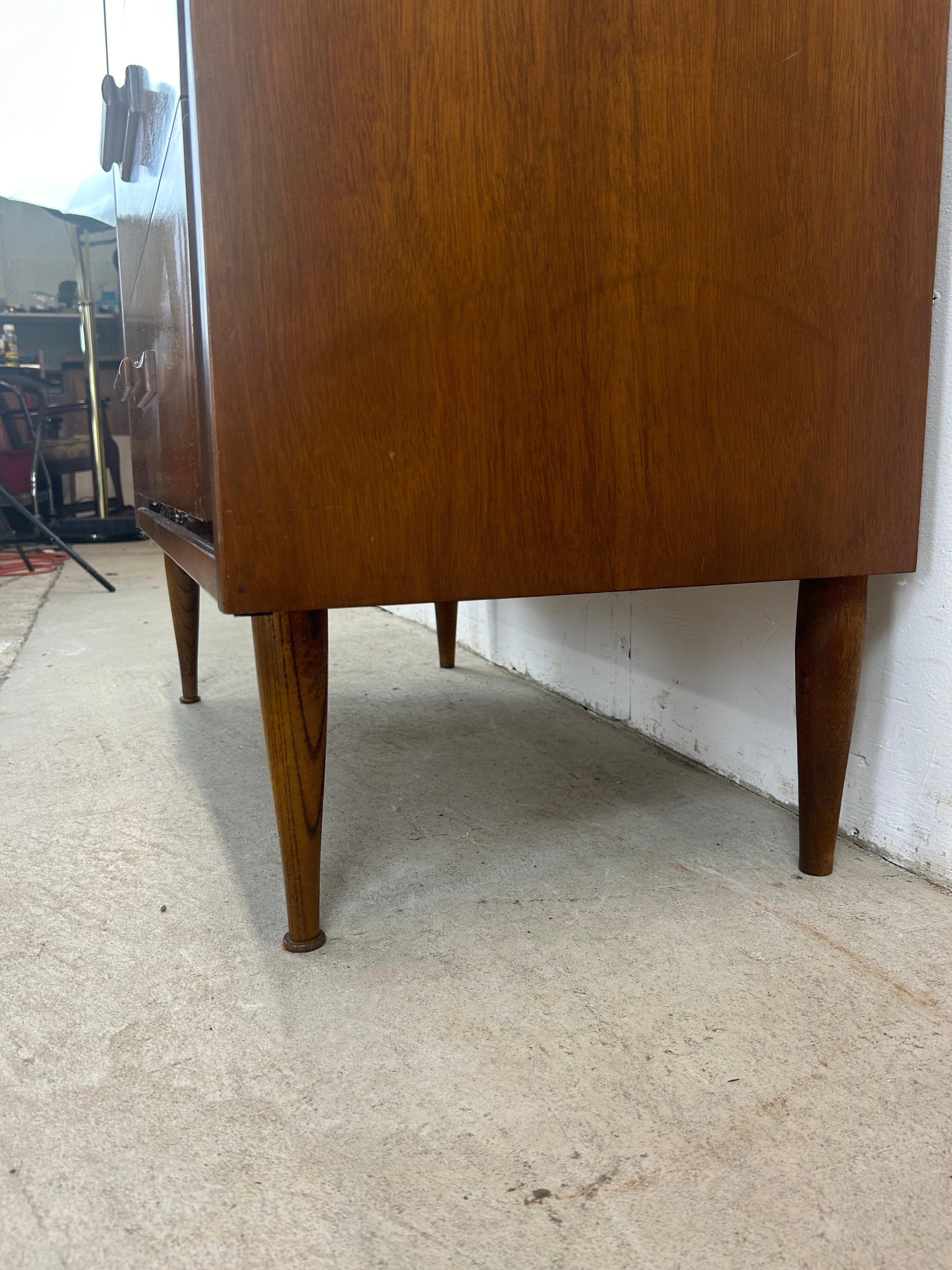 Mid Century Modern Highboy Dresser with 4 Drawers 6
