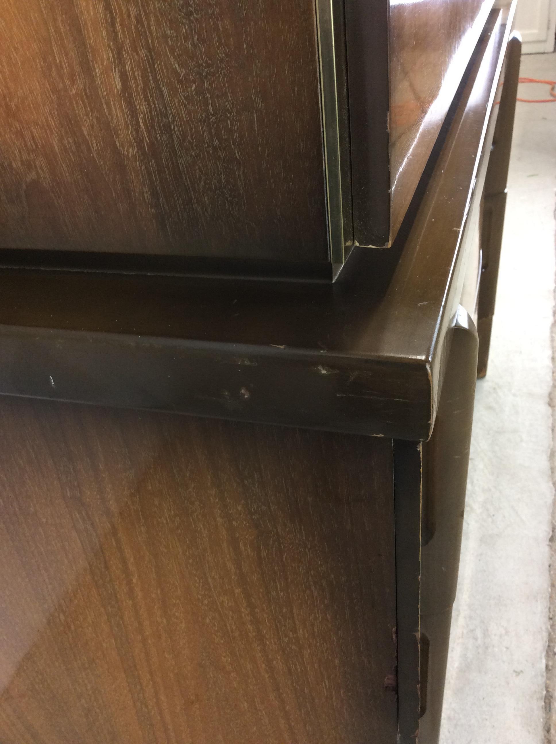 Mid Century Modern Highboy Dresser with Cedar Lined Drawer in vendita 8