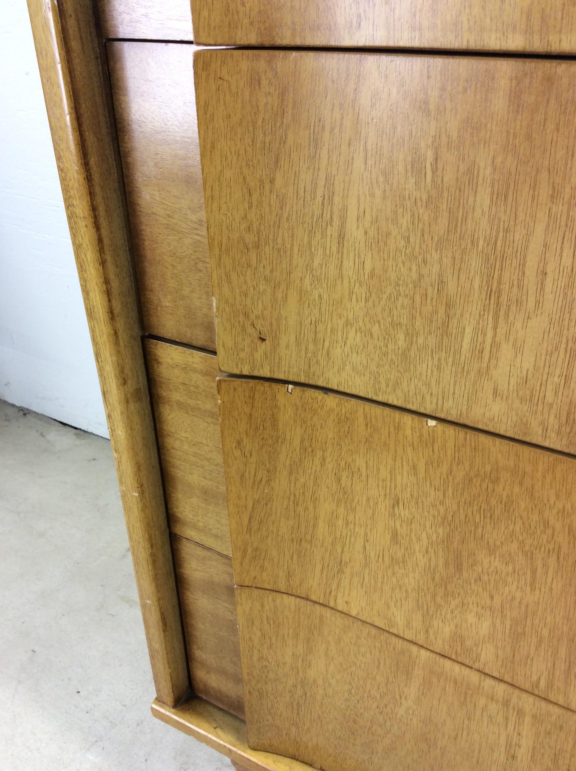 Comò Highboy del Mid Century Modern con finitura Oak Oak sbiancato e cassetti in bengala in vendita 2