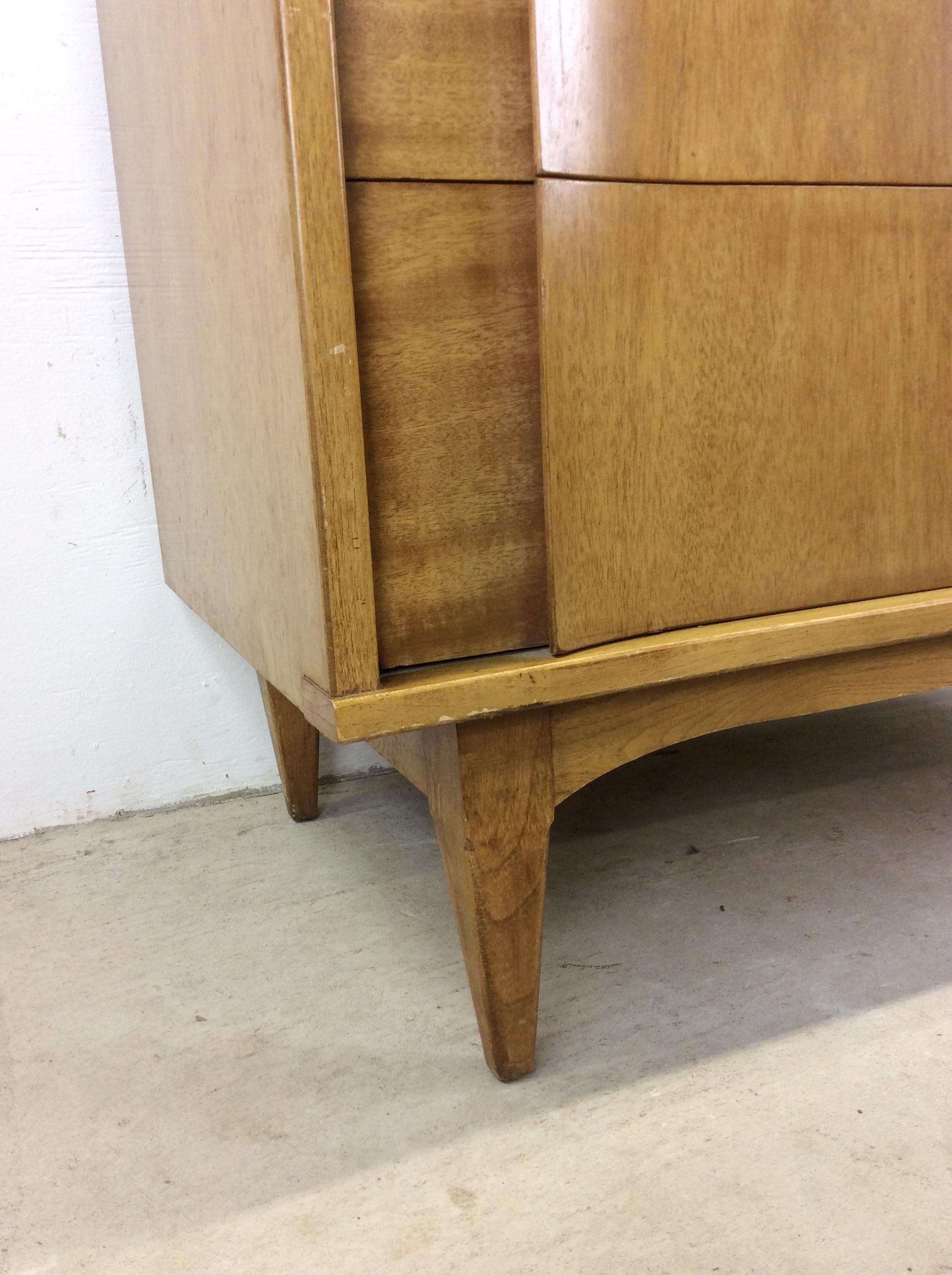 Comò Highboy del Mid Century Modern con finitura Oak Oak sbiancato e cassetti in bengala in vendita 4