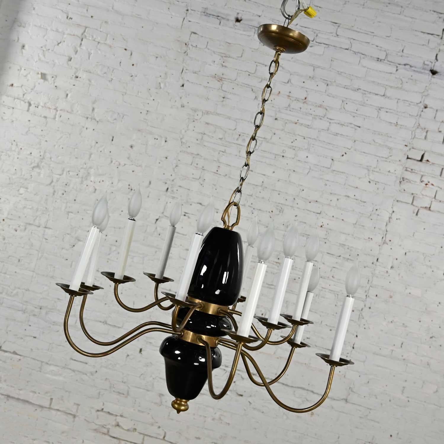 20th Century Mid-Century Modern Hollywood Regency 12 Arm Black Pottery & Brass Chandelier For Sale