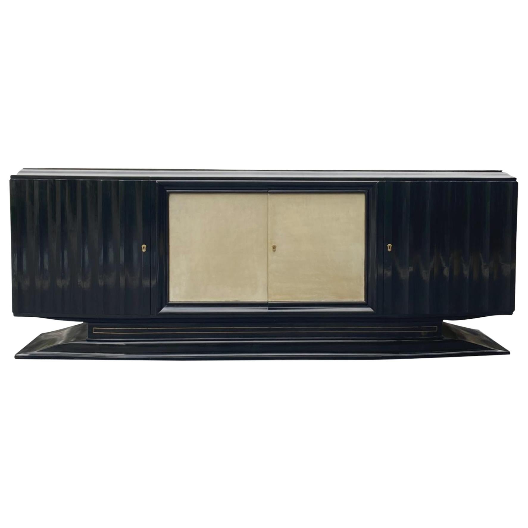 Mid-Century Modern Hollywood Regency Art Deco Black Lacquered Sideboard, French