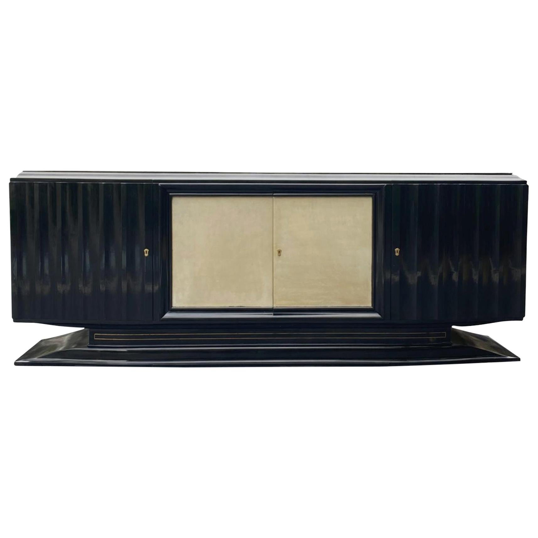 Mid-Century Modern Hollywood Regency Art Deco Black Lacquered Sideboard, French