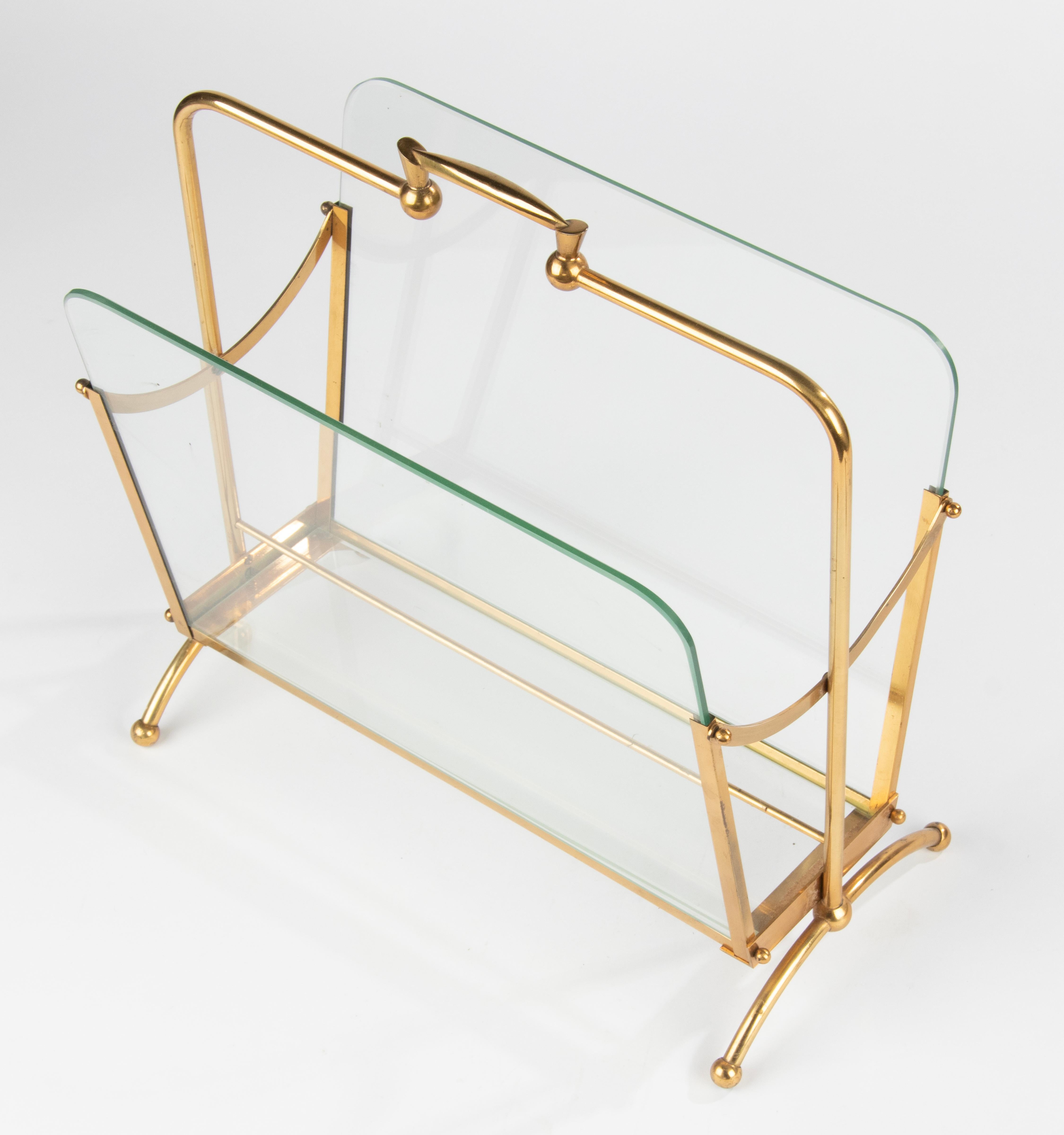 Metal Mid-Century Modern Hollywood Regency Brass Colored Magazine Rack/Stand For Sale