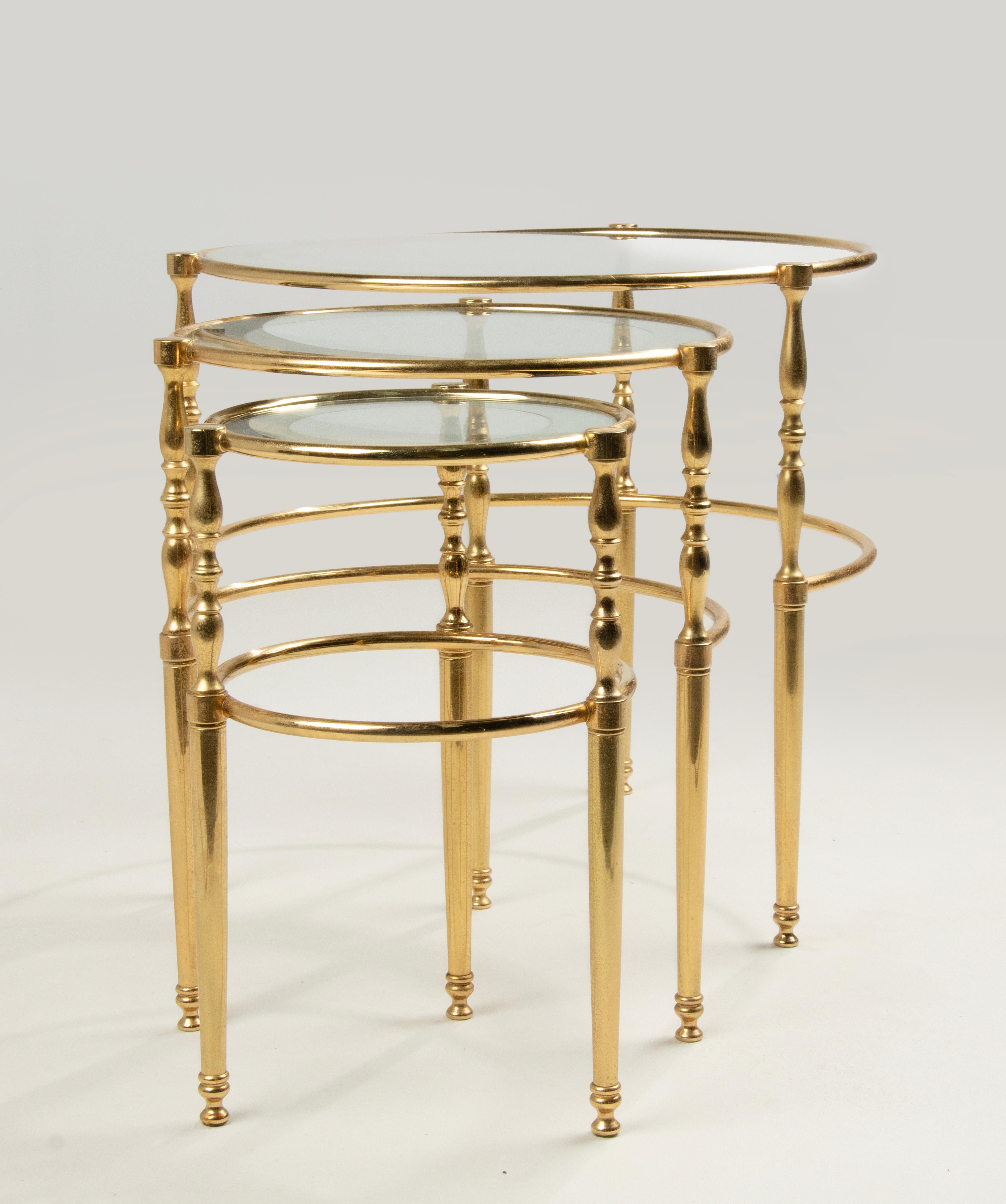 Mid-Century Modern Hollywood Regency Brass Nest Side Tables For Sale 8