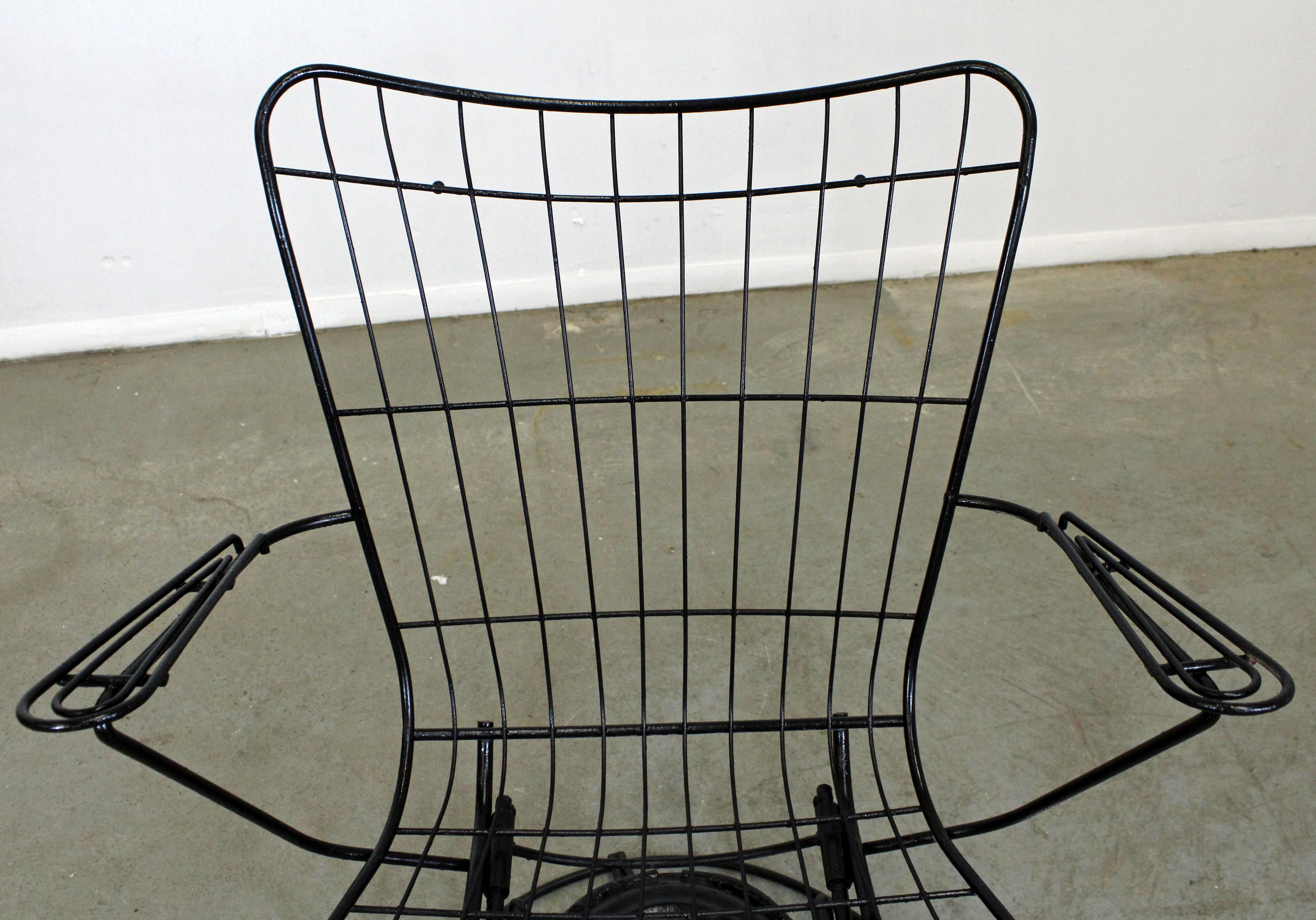Iron Mid-Century Modern Homecrest Bottemiller Outdoor Lounge Chair