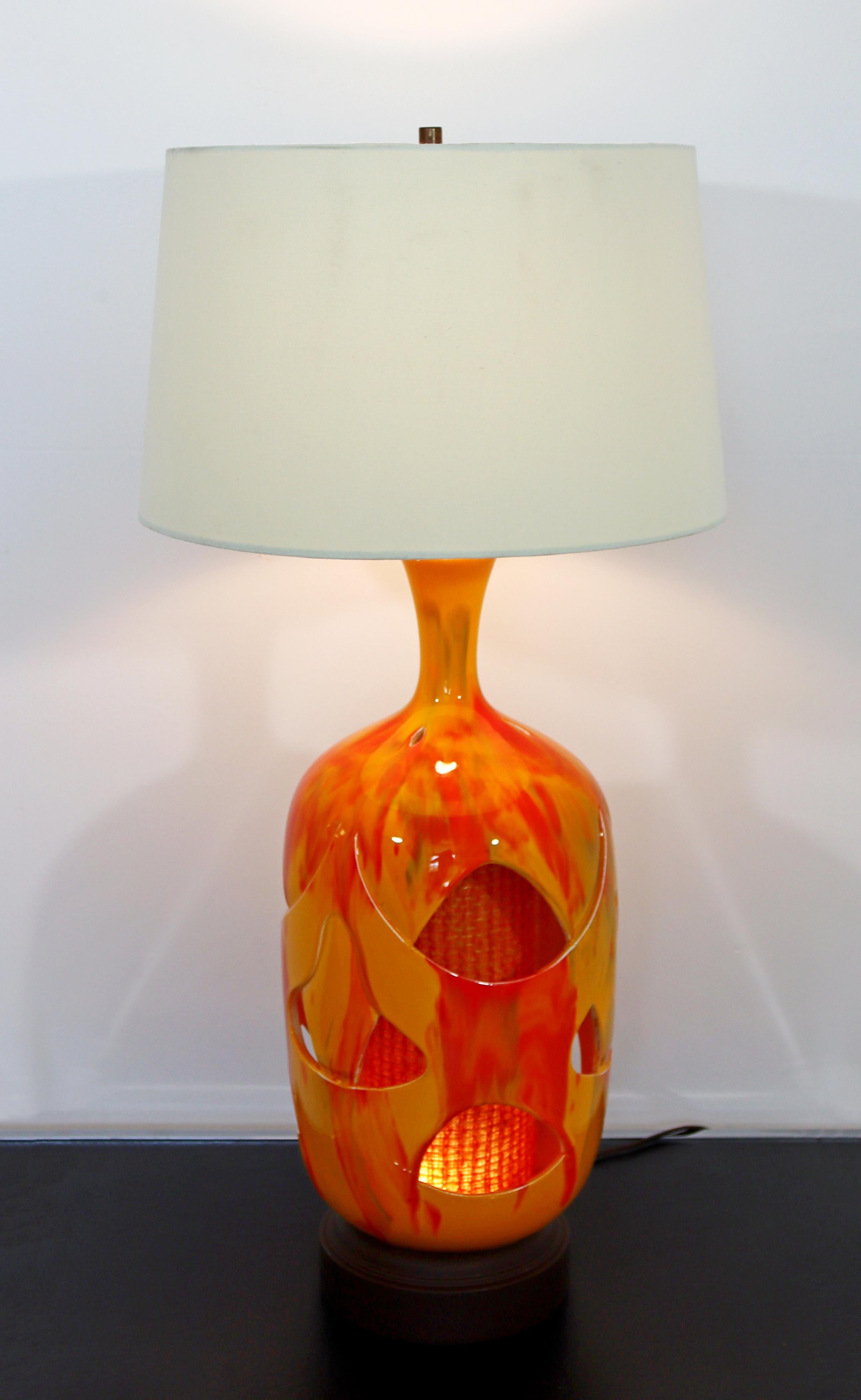 Late 20th Century Mid-Century Modern Honi Chilo Double Light Orange Ceramic Lava Table Lamp, 1970s