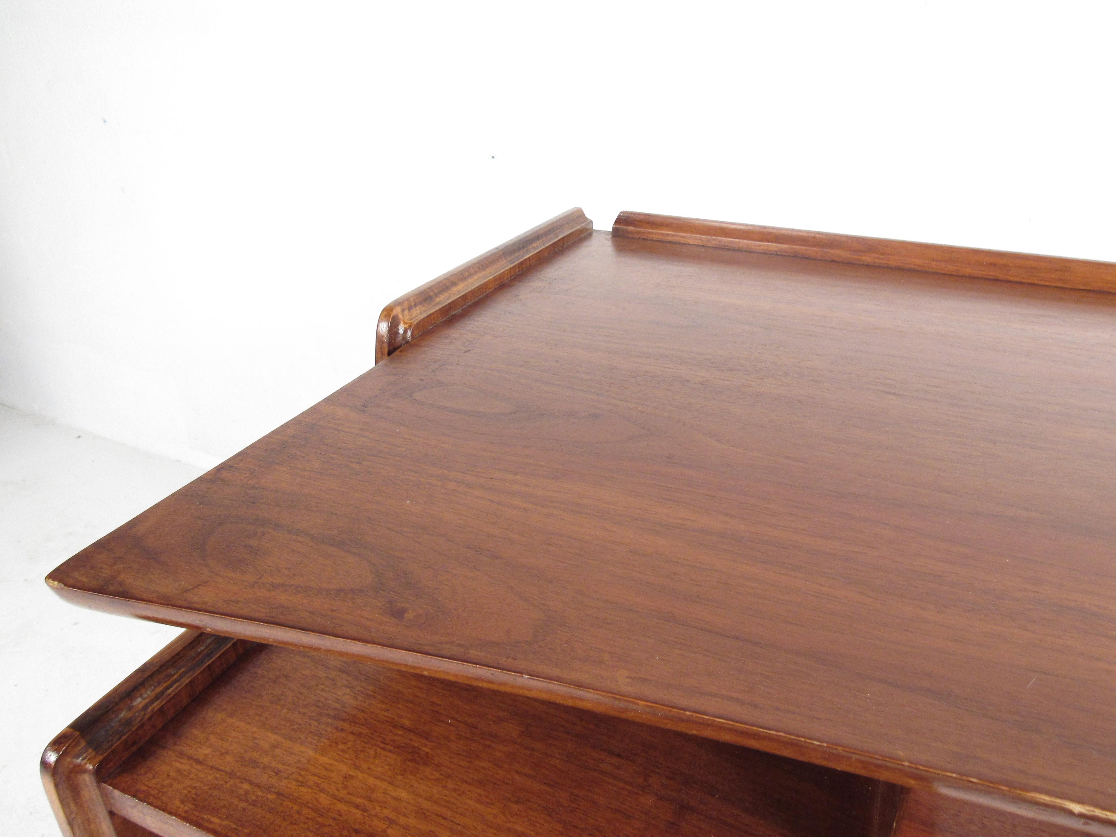 Mid-Century Modern Hooker Style Walnut Desk 3