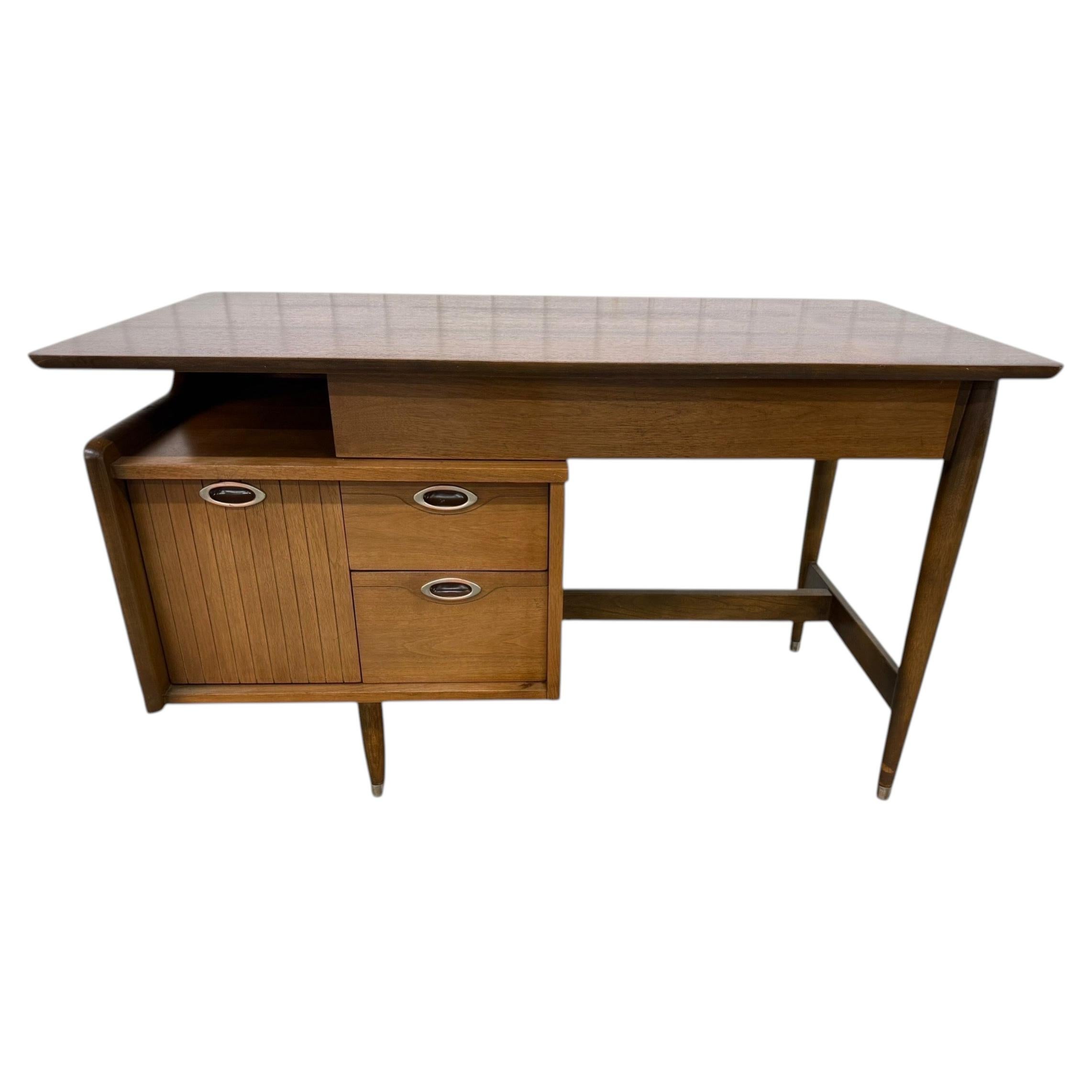 Mid-Century Modern Hooker Walnut Writing Desk For Sale
