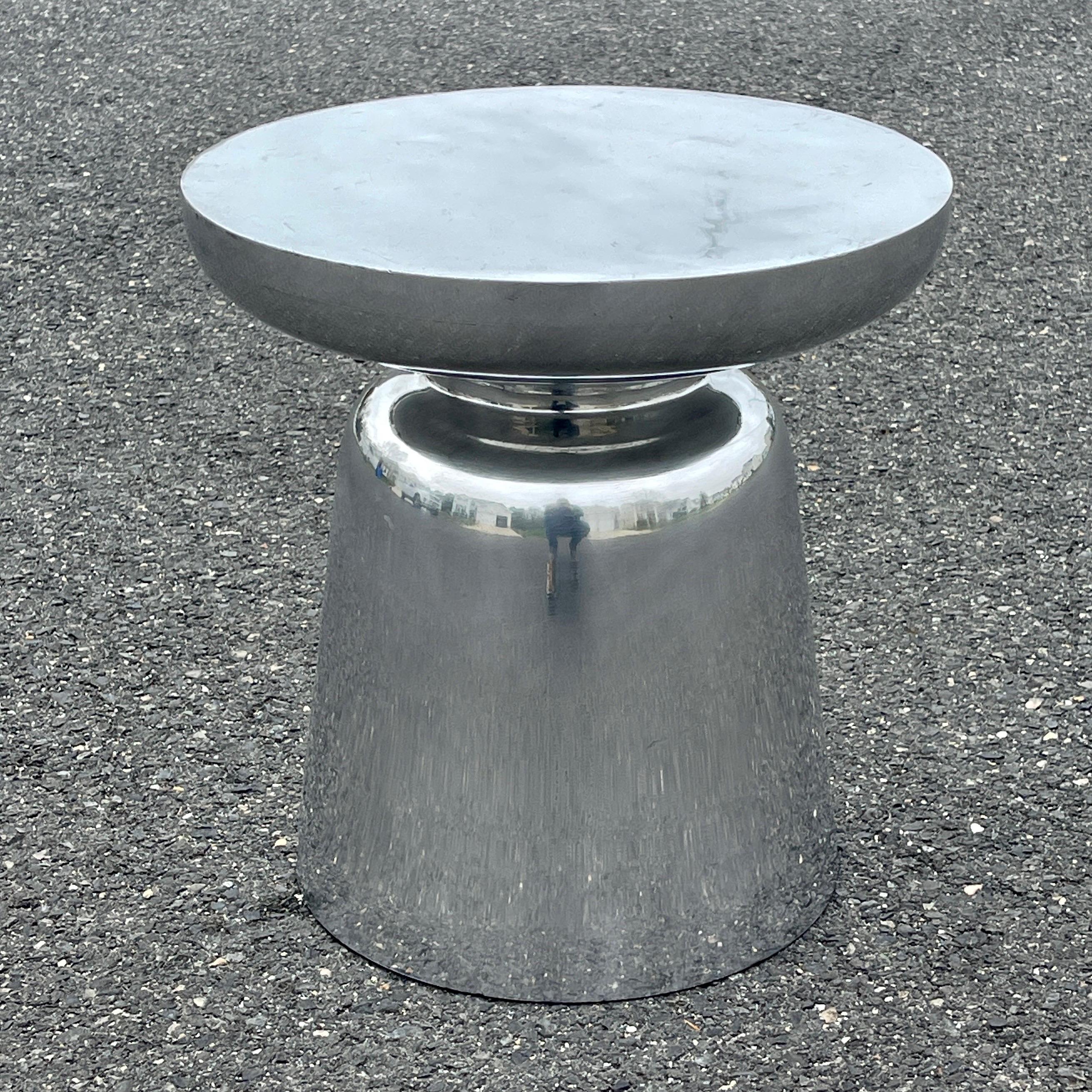 Mid-Century Modern Hourglass Pedestal Side Table in Thick Aluminum Plate 7