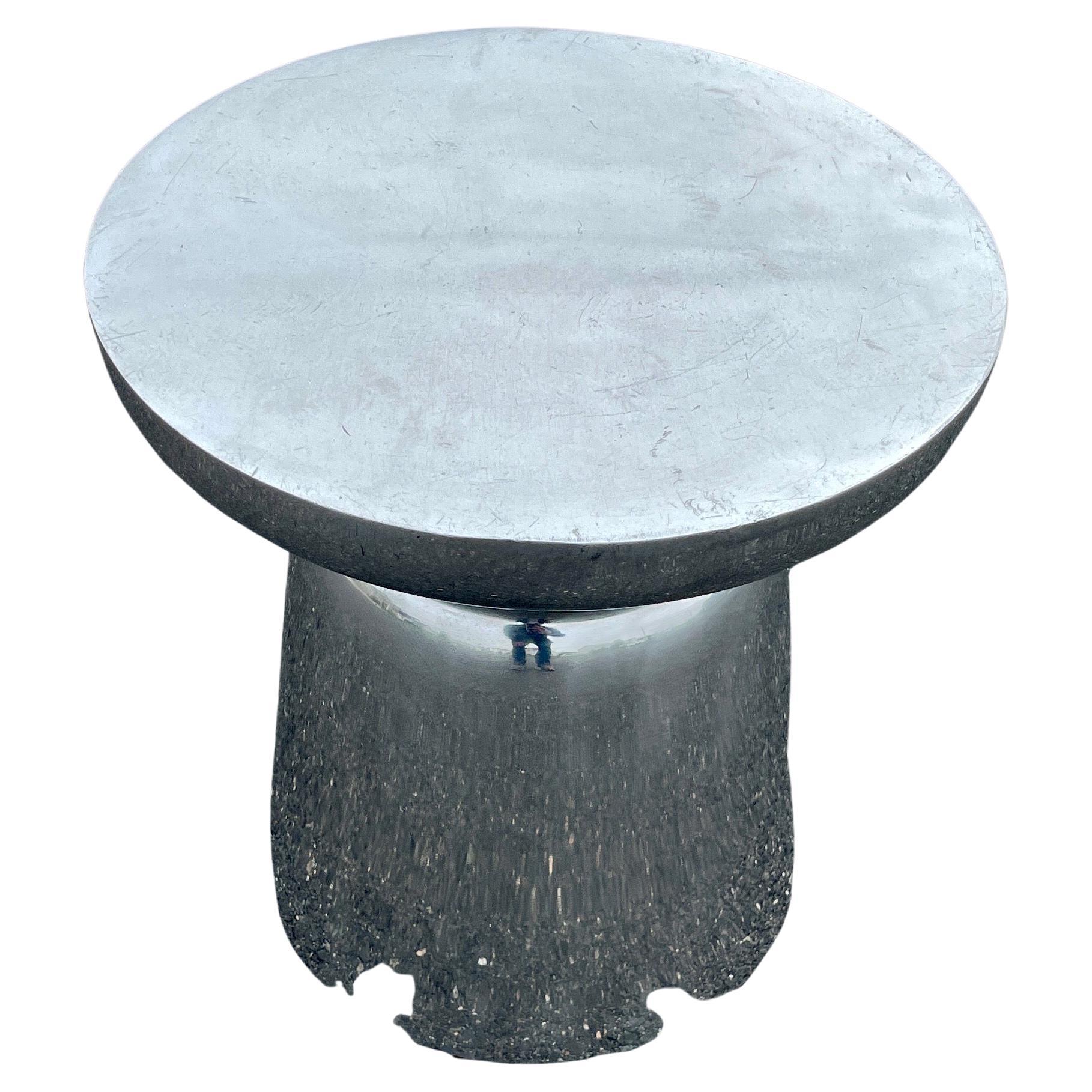 Mid-Century Modern Hourglass Pedestal Side Table in Thick Aluminum Plate In Good Condition In Haddonfield, NJ
