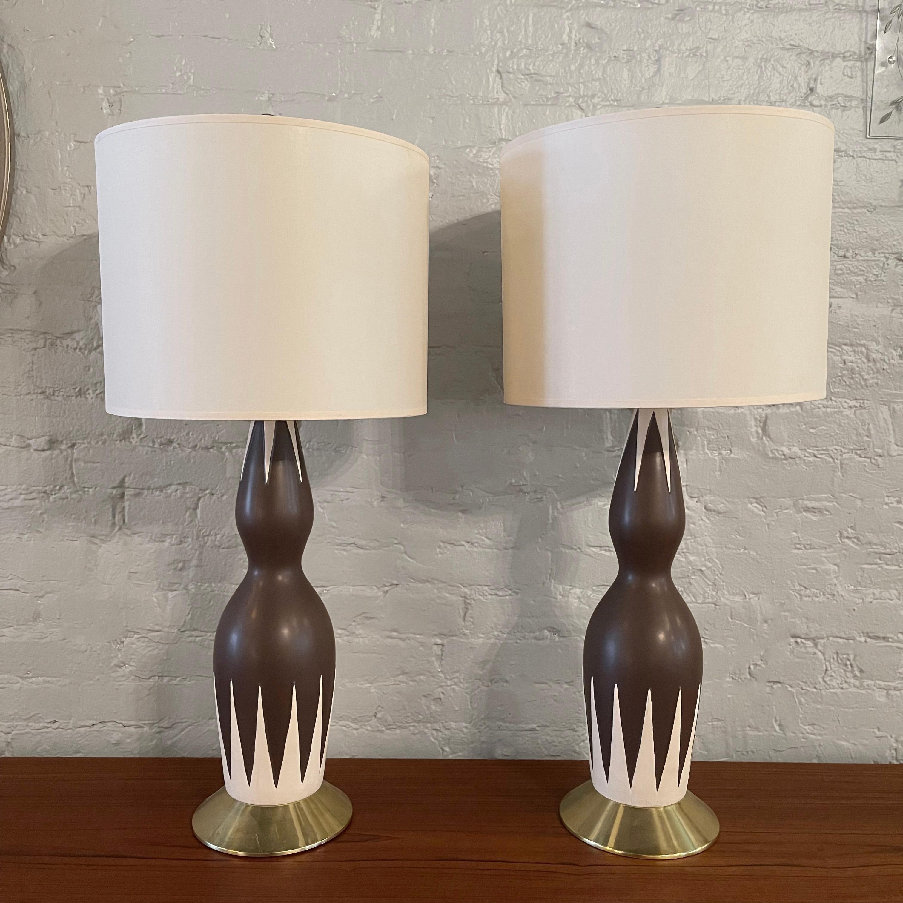 Mid-Century Modern Lampes de table sablier modernes mi-siècle modernes de Gerald Thurston en vente
