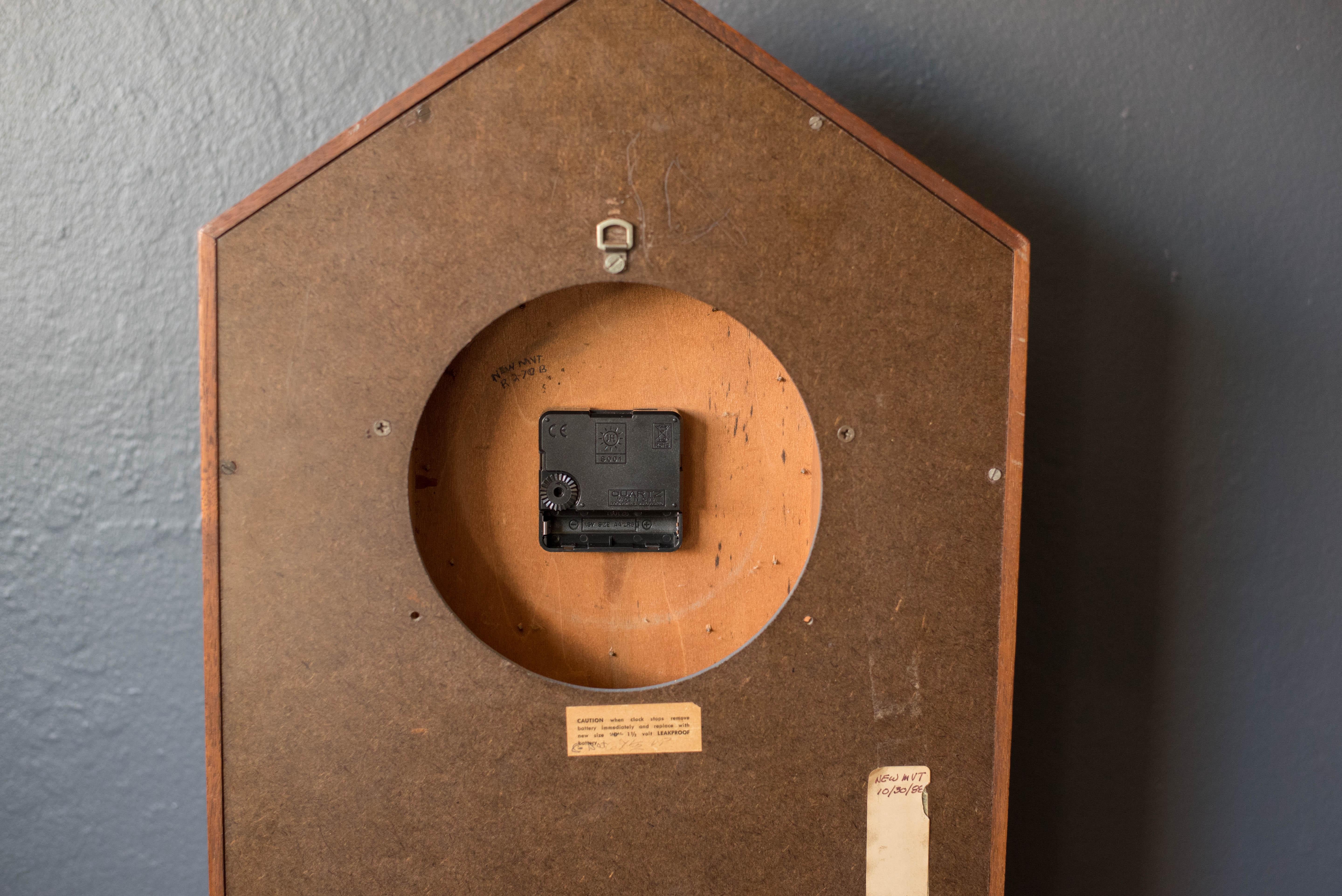Mid Century Modern Howard Miller Walnut Clock by Arthur Umanoff 3