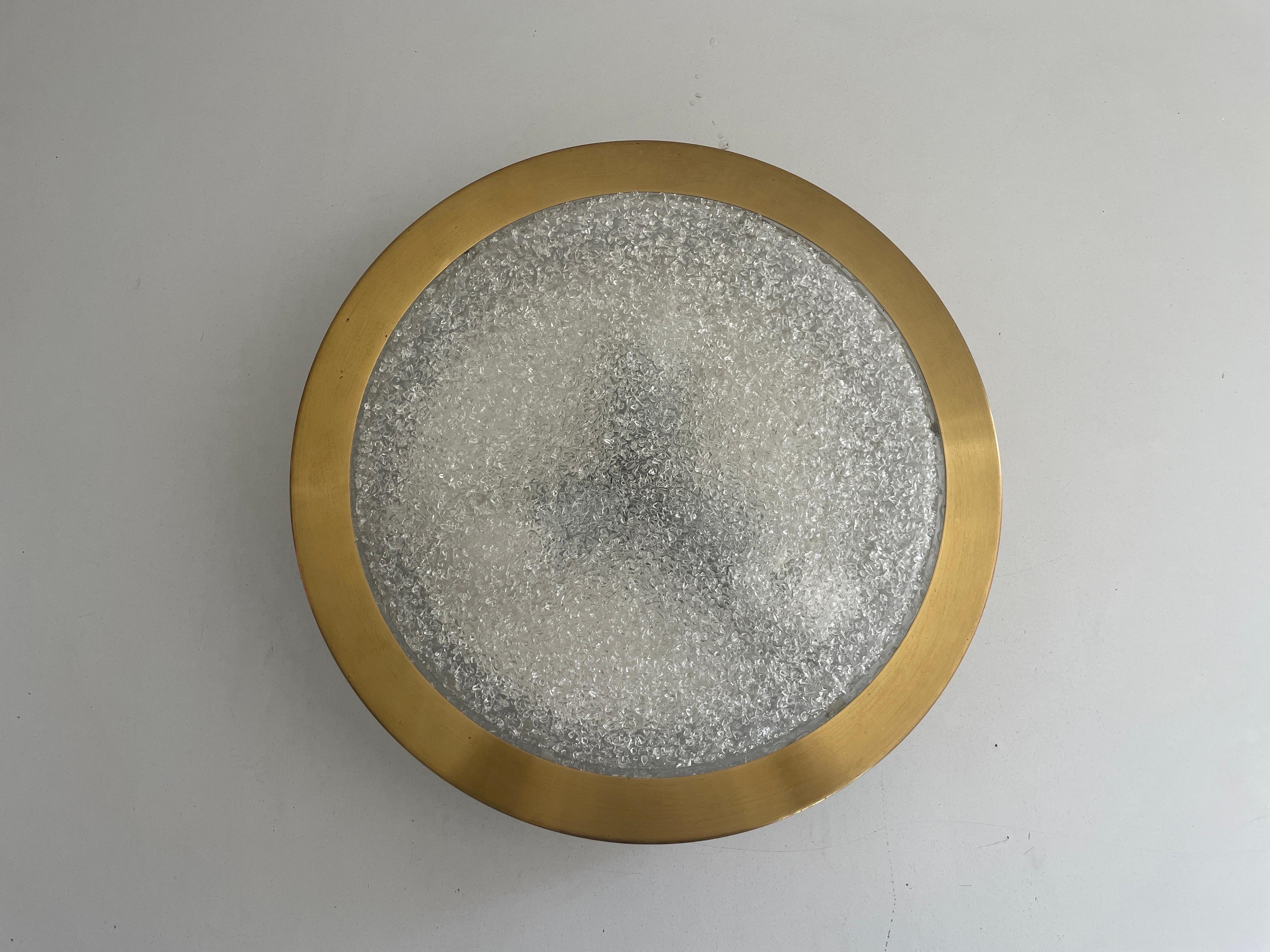 Lampada da soffitto a incasso in vetro e metallo di Doria, 1960, Germania

2 disponibili in magazzino

Il paralume è in ottime condizioni vintage.

Questa lampada funziona con  3x lampadine E27. 
Cablato e adatto all'uso con 220V e 110V per tutti i