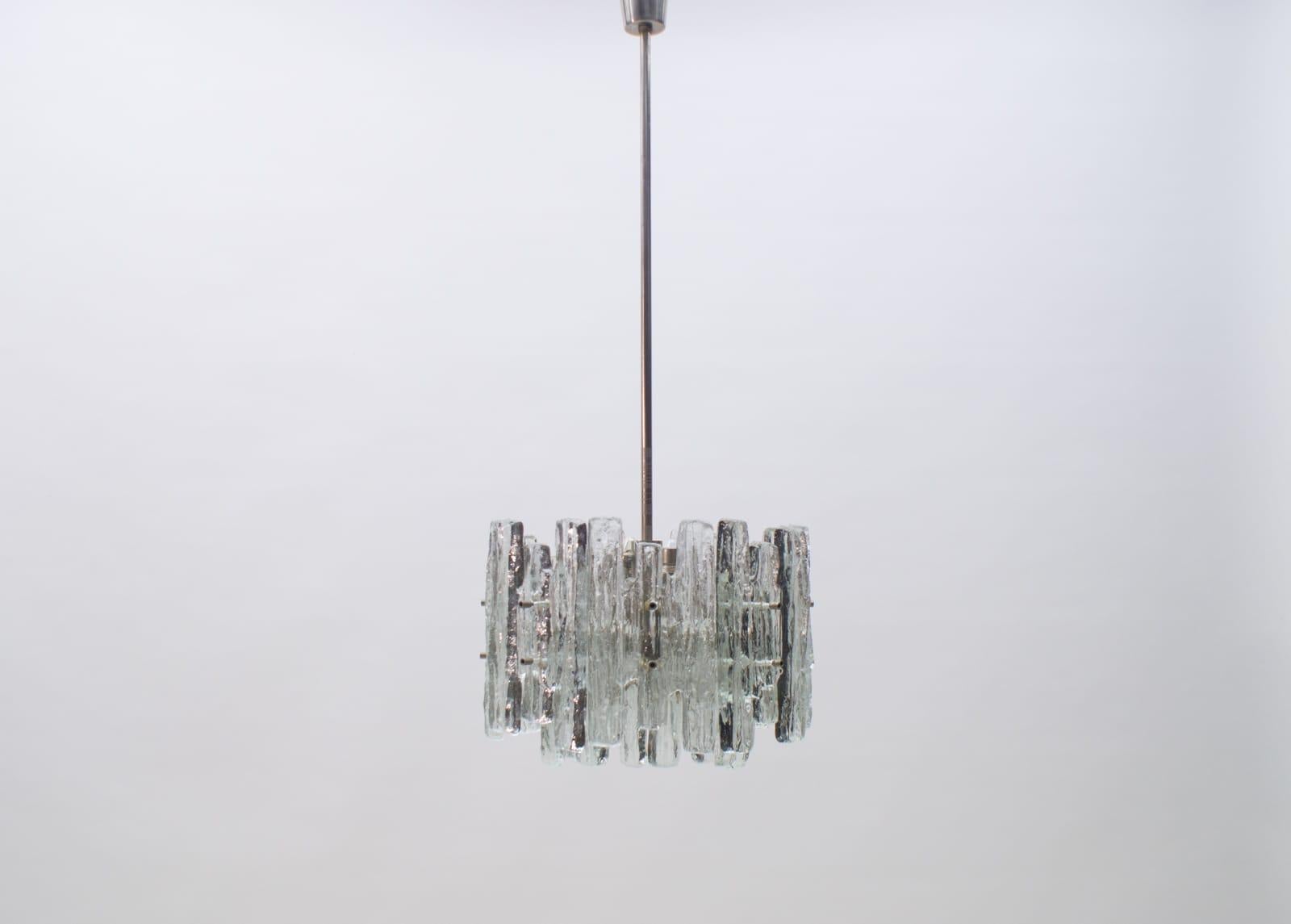 Frosted Mid-Century Modern Ice Glass Chandelier from Kalmar, Austria, 1960s