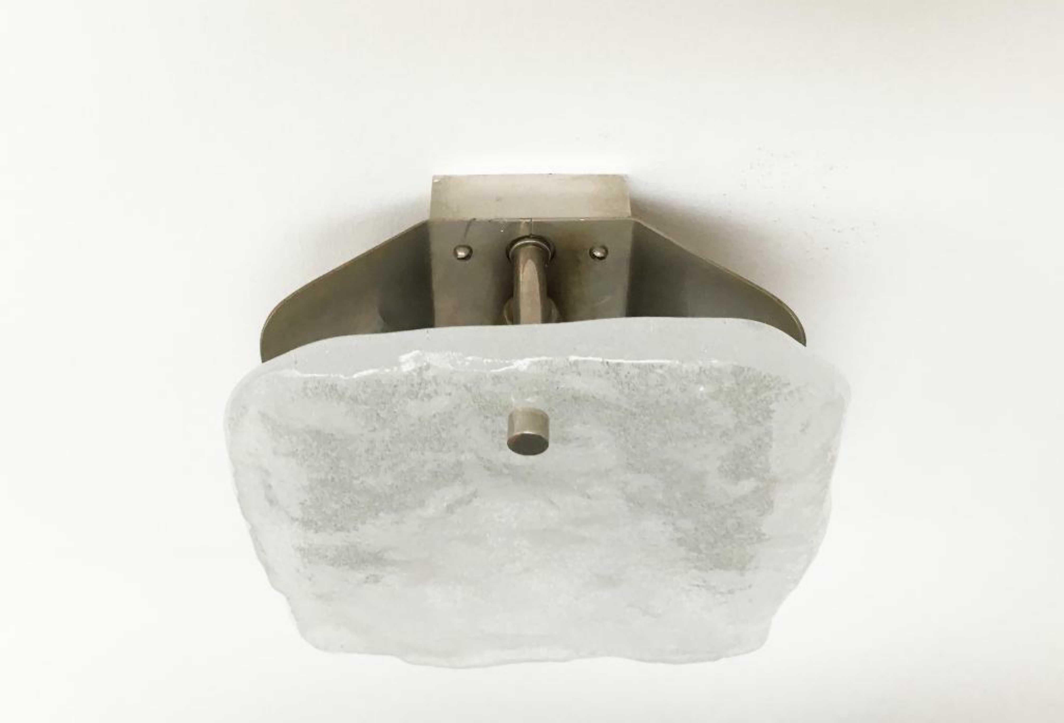 Sconce in vetro di ghiaccio della modernità di metà secolo di Kalmar Franken KG, 1960 in vendita 1