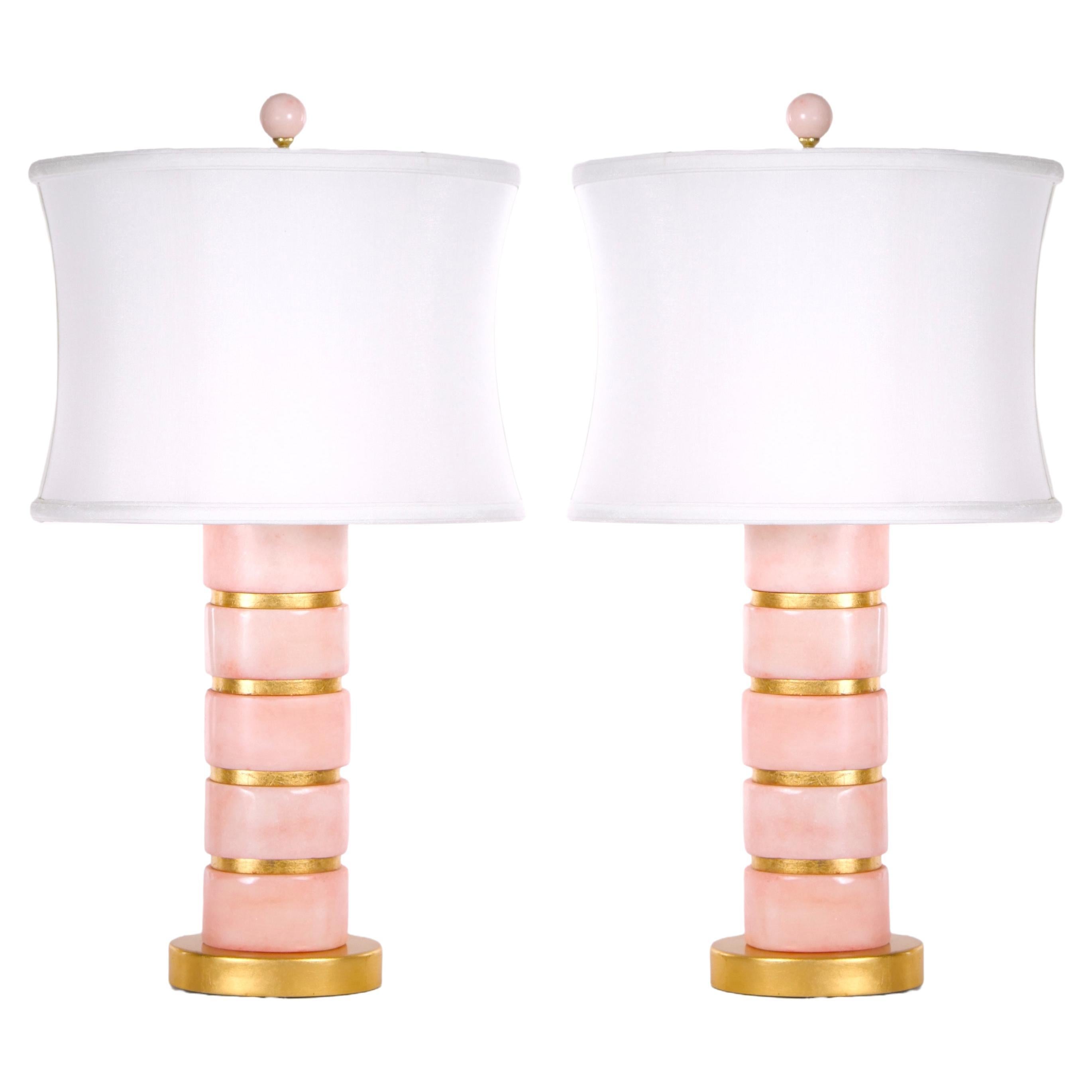 Mid-Century Modern Ice Pink Jade / Giltwood Base Table Lamp For Sale