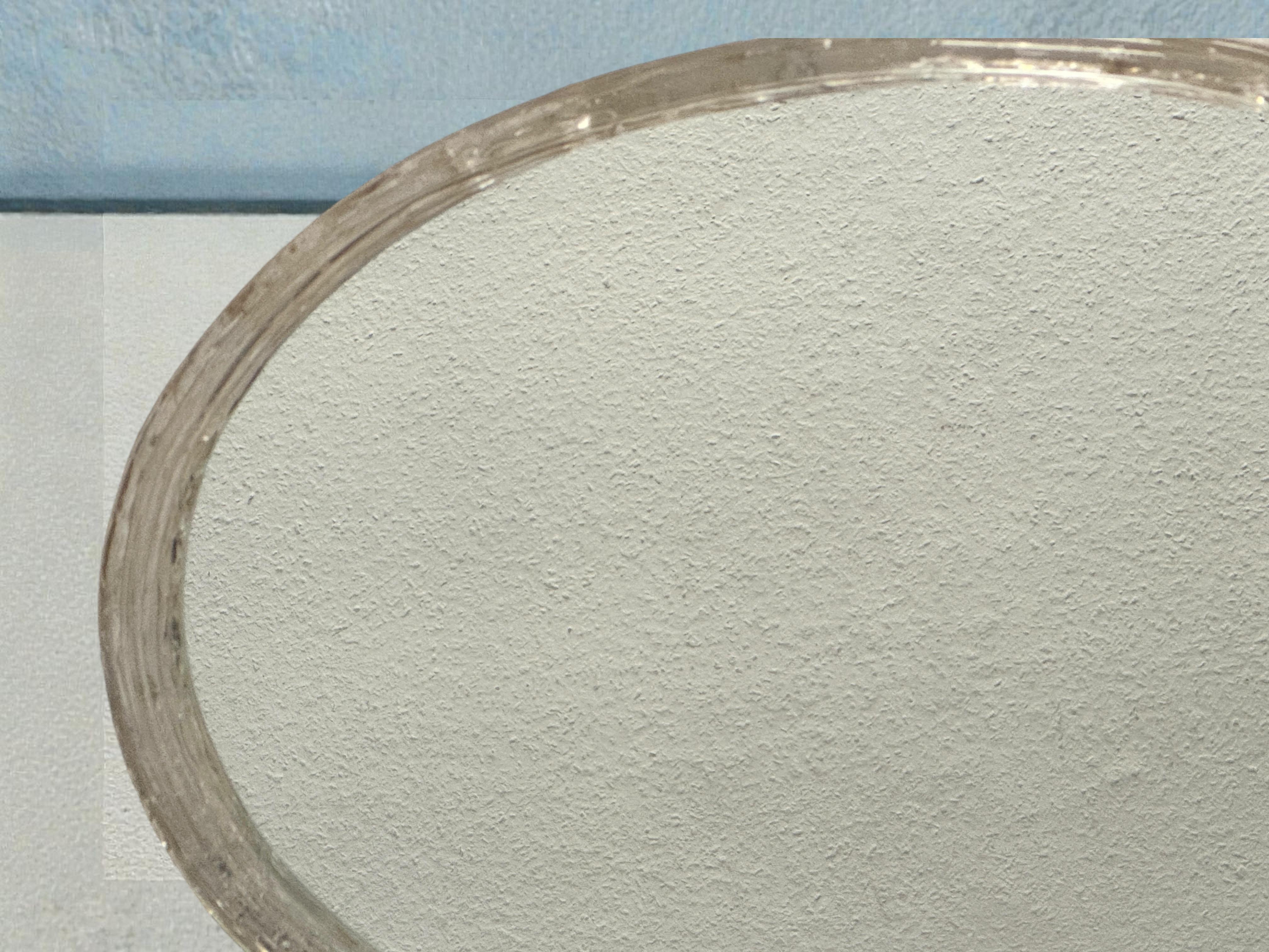 Specchio da parete ovale con cornice in lucite in stile ghiaccio della metà del secolo scorso Austria 1960 in vendita 5