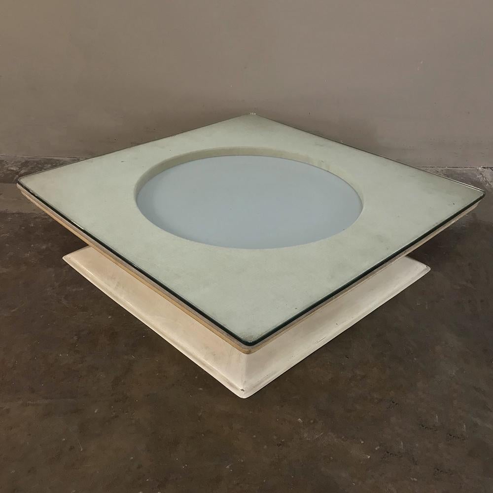 Mid-Century Modern Illuminated Coffee Table from M.I.M. Roma, circa 1970s For Sale 2