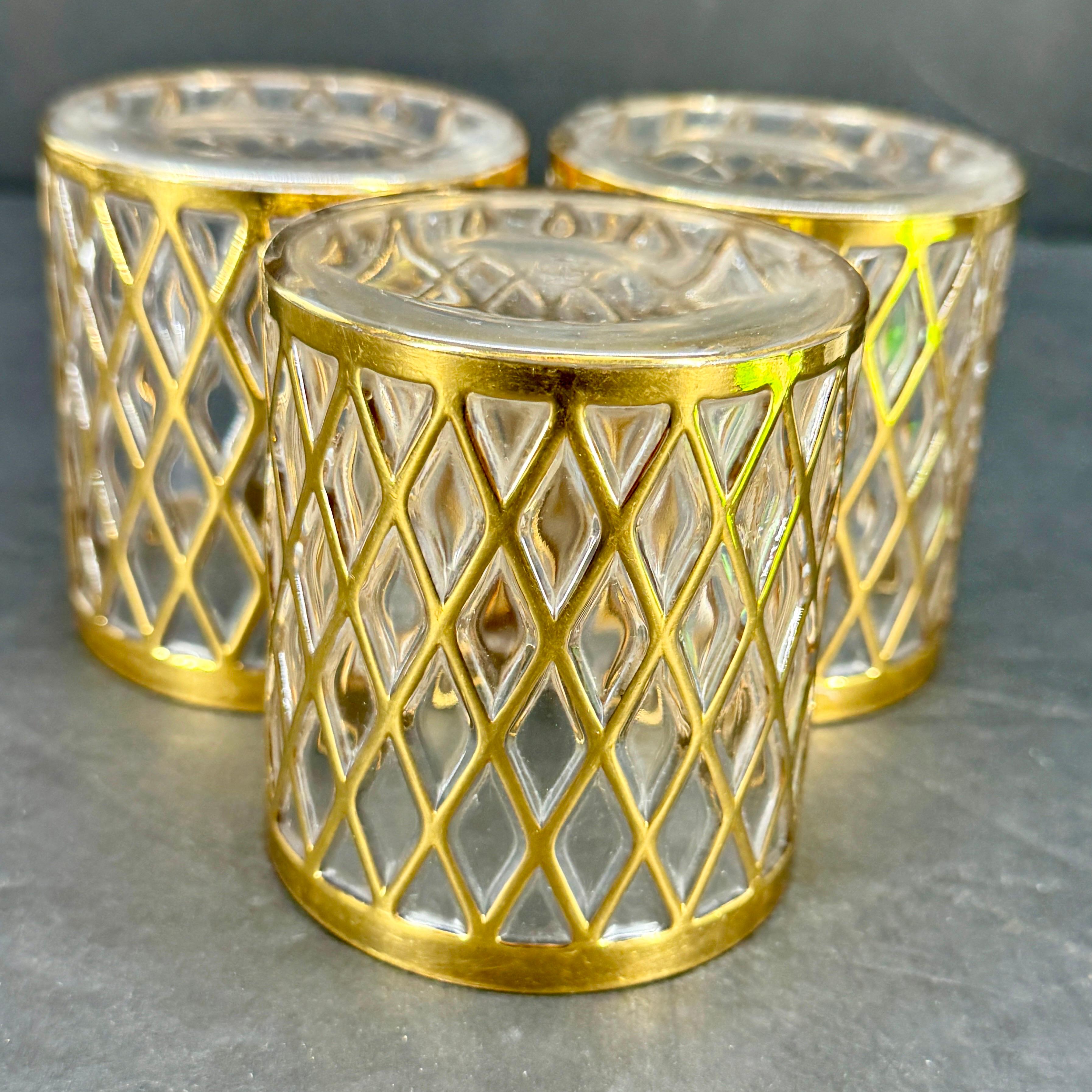 Mid-Century Modern Imperial Glass Set of 3 Whiskey Glasses For Sale 1